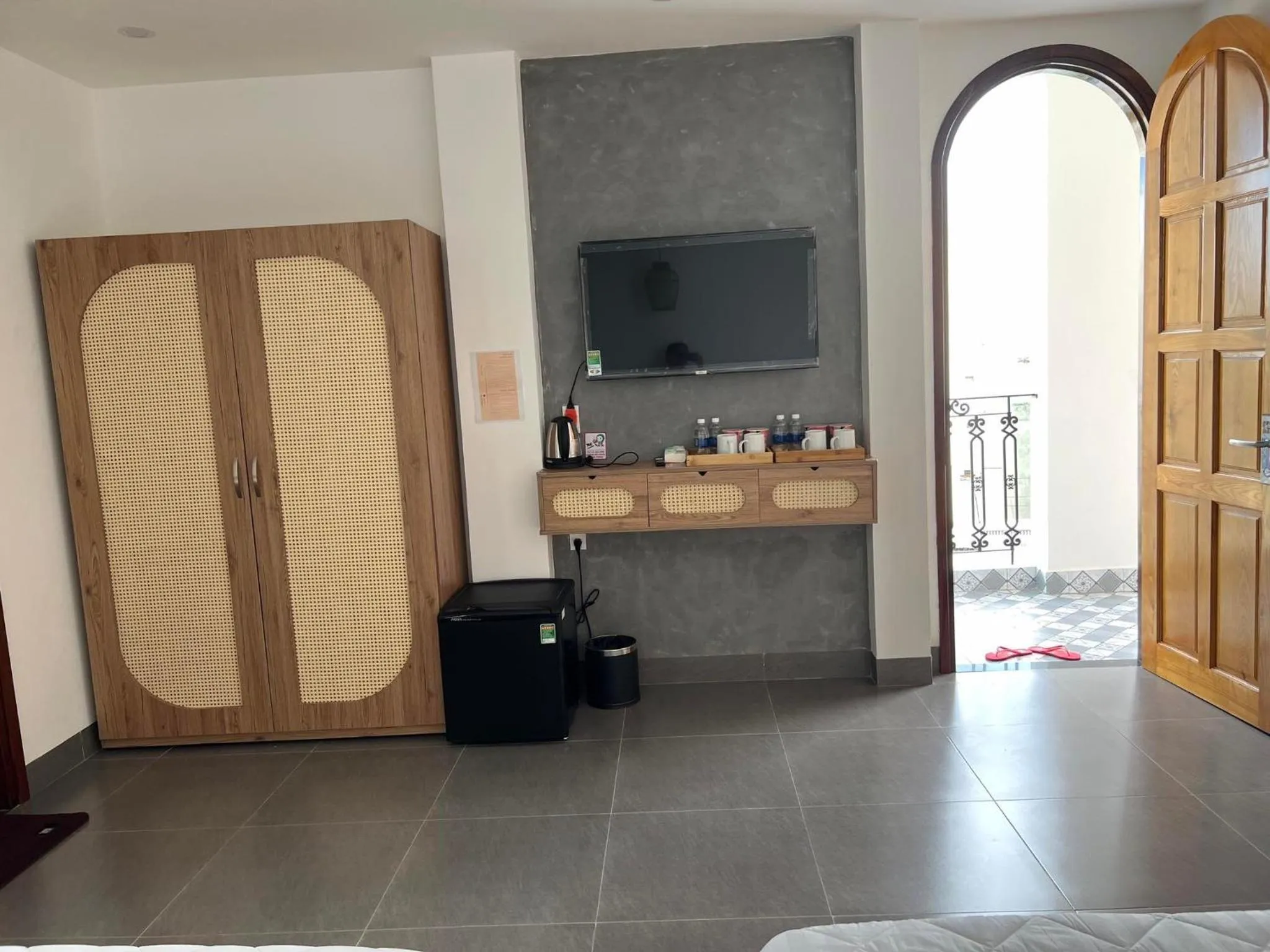 Property building in Mai Hotel