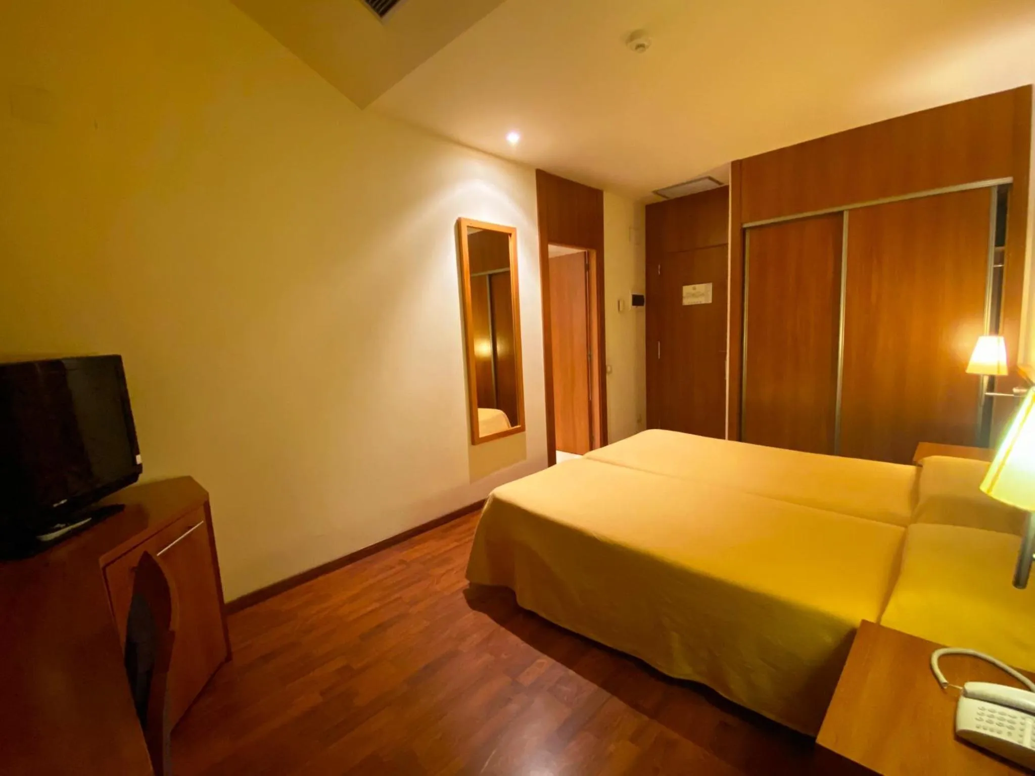 Photo of the whole room, Bed in Hotel Berga Park