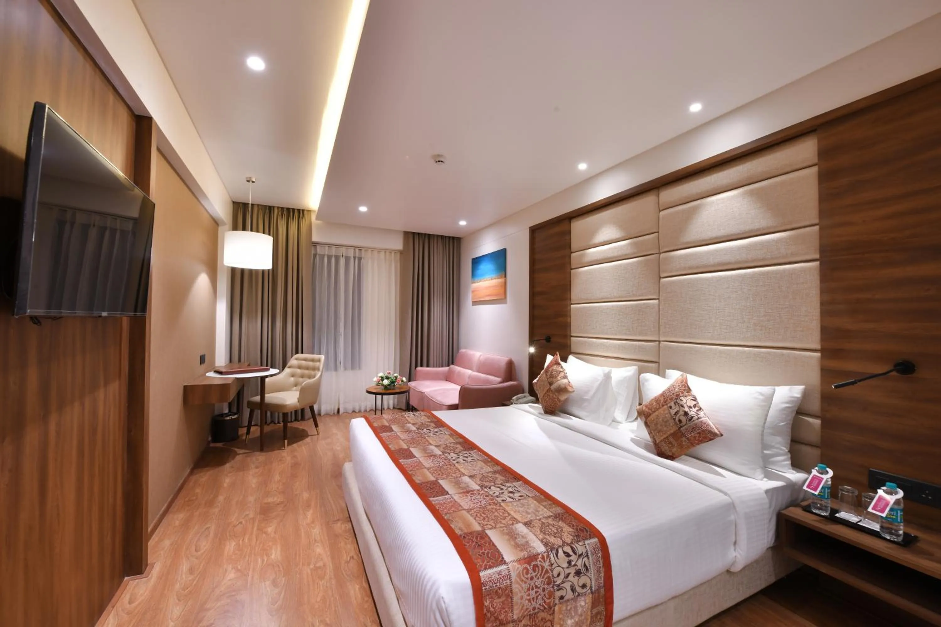 Bedroom, Bed in Regenta Fairlark Vadodara