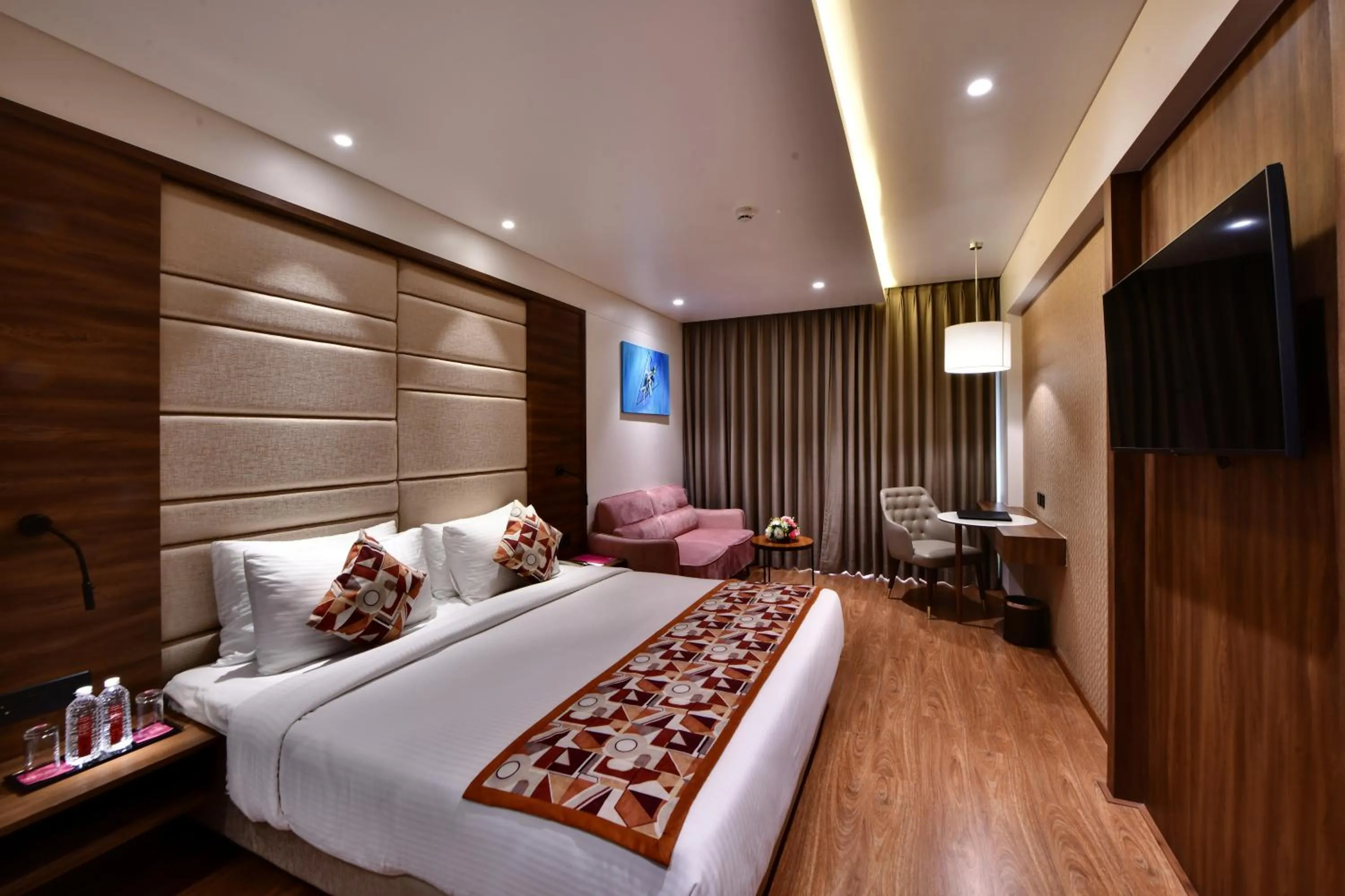 Bedroom, Bed in Regenta Fairlark Vadodara