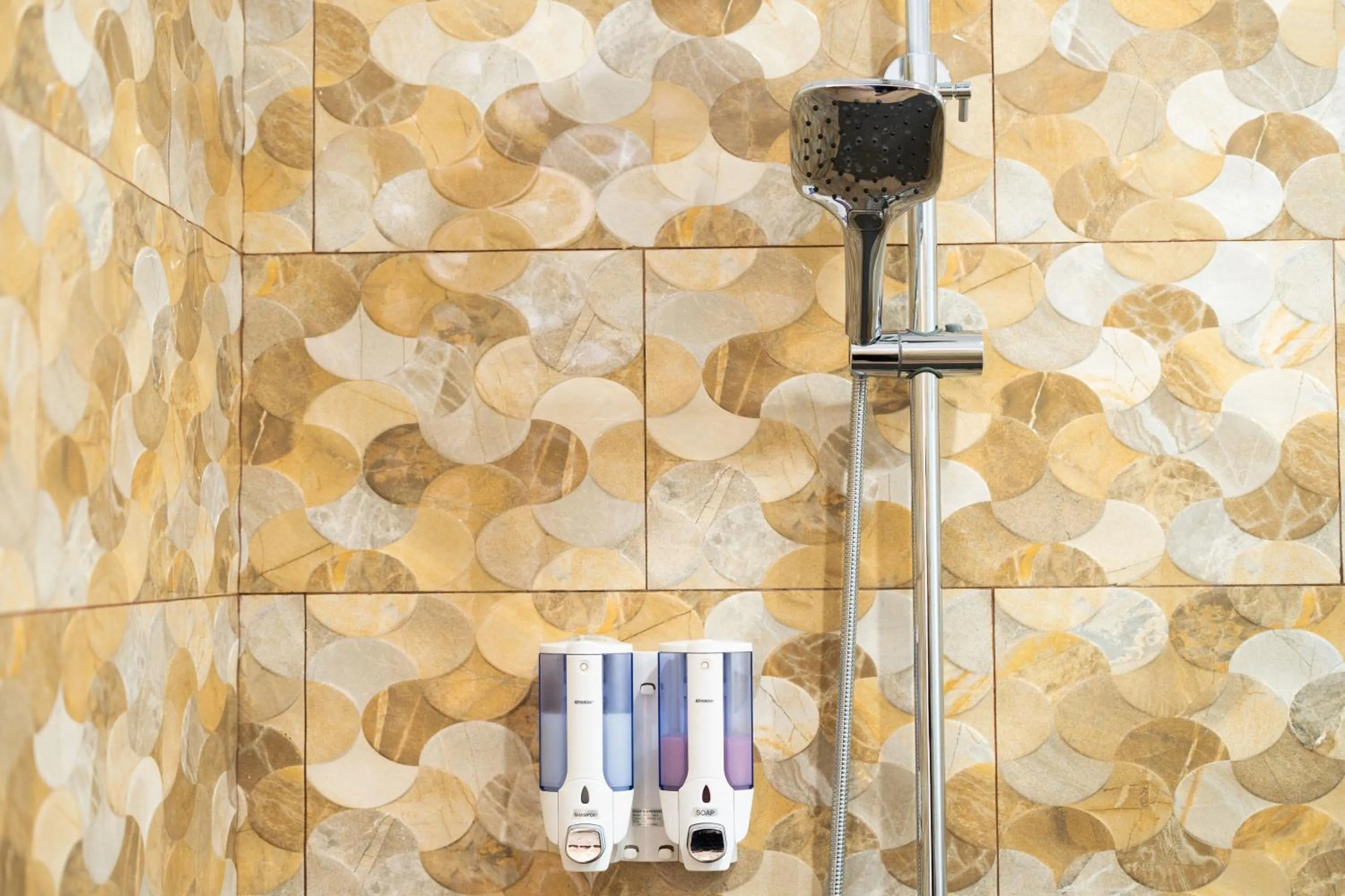 Bathroom in Lunar Dive Resort: Bamboo Villas