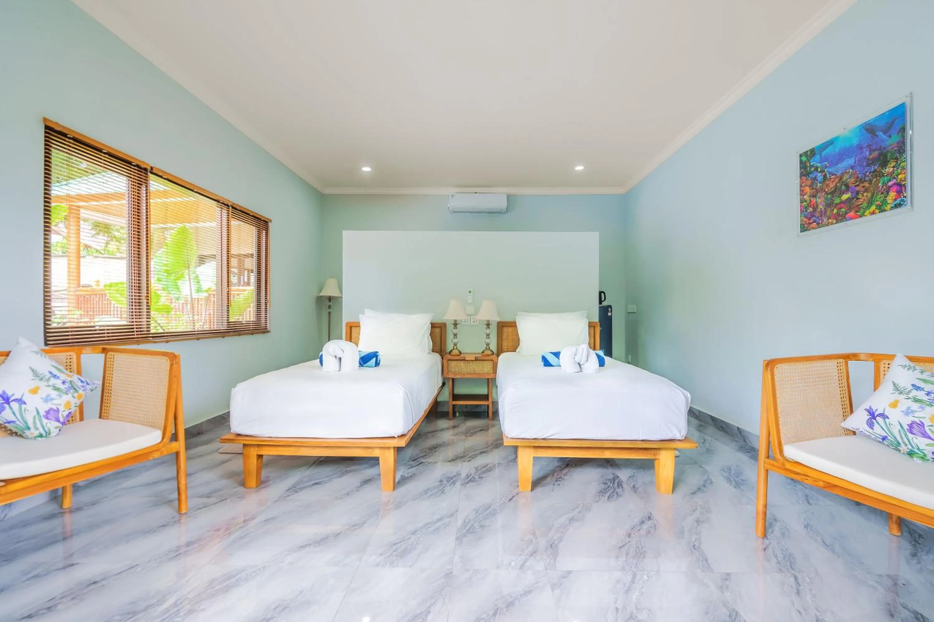 Bed in Lunar Dive Resort: Bamboo Villas