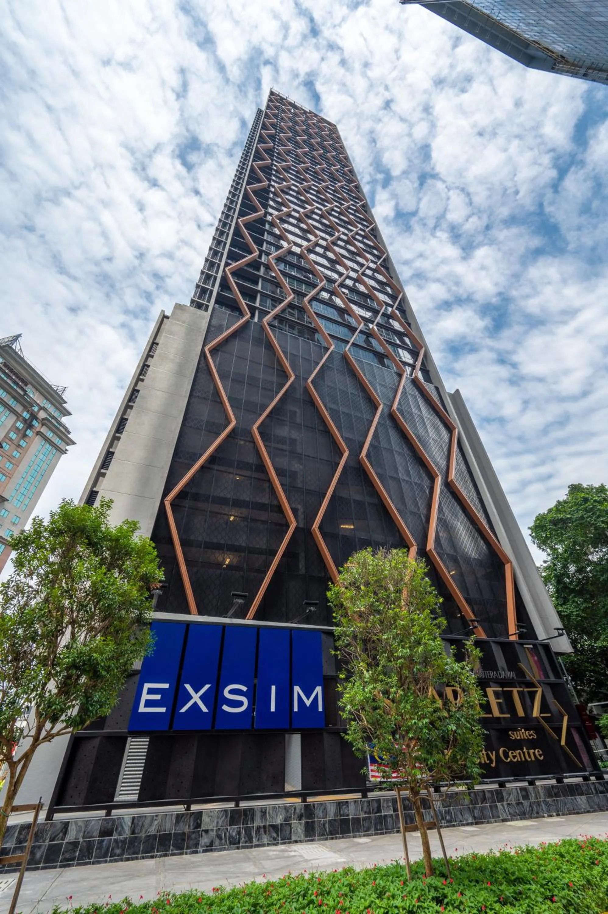 Property building in Greystone Scarletz Suites