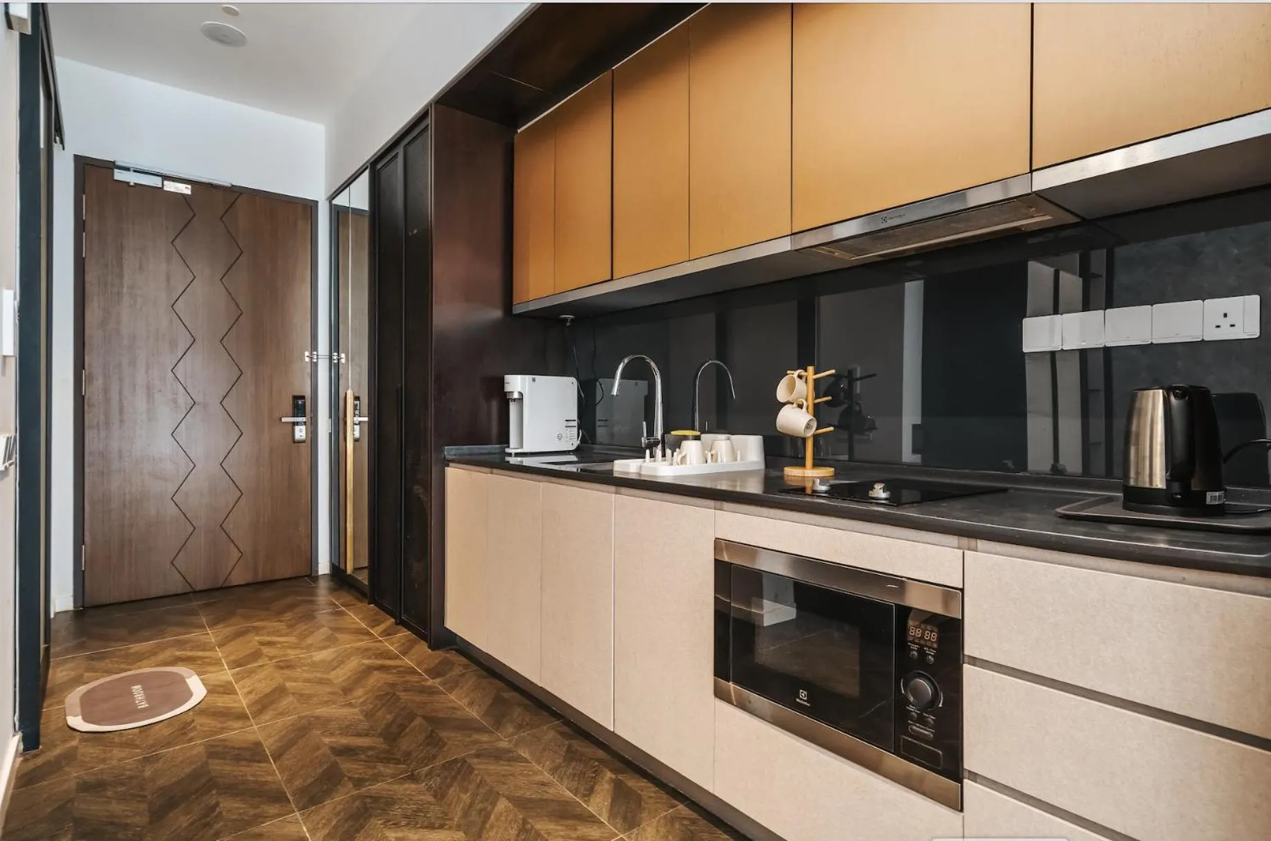 Greystone Scarletz Suites