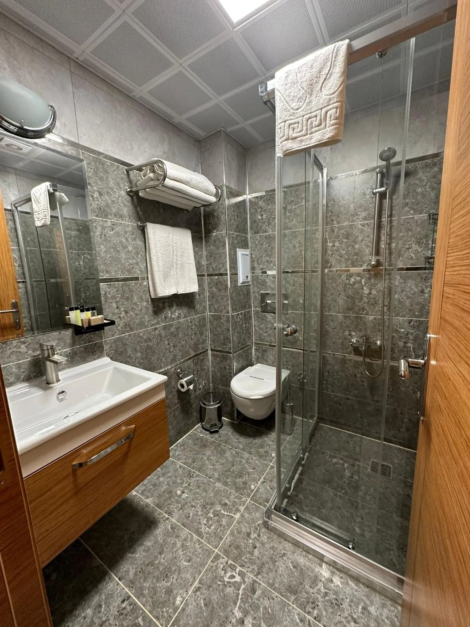 Bathroom in Resun Hotel