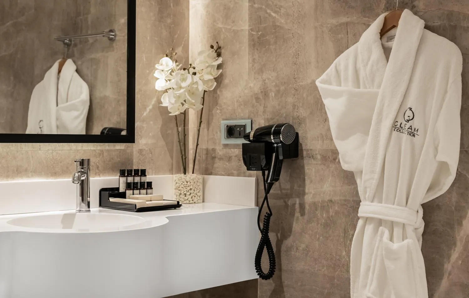 Bathroom in Gleam Collection Hotel