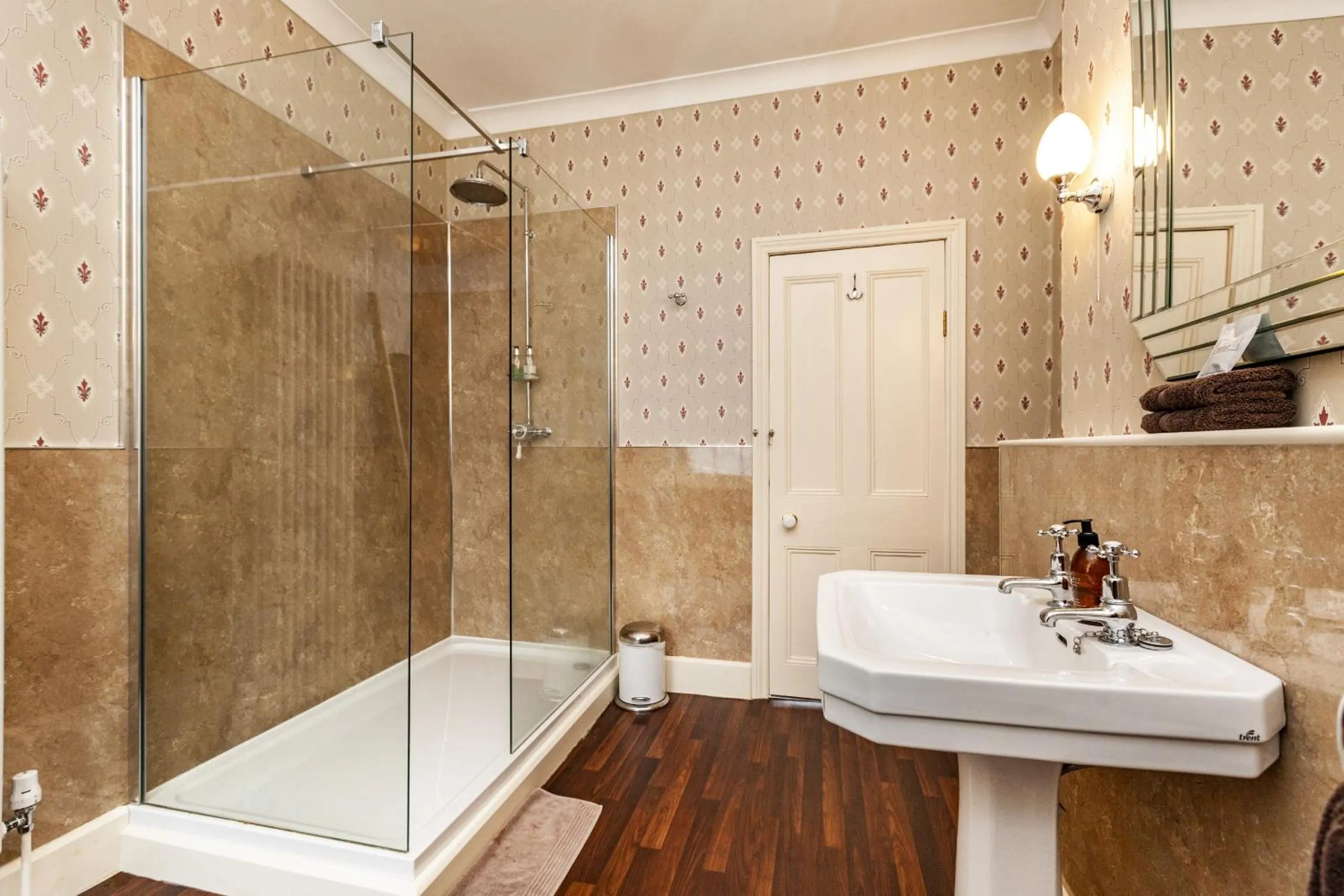 Bathroom in The Agents House, Bed & Breakfast