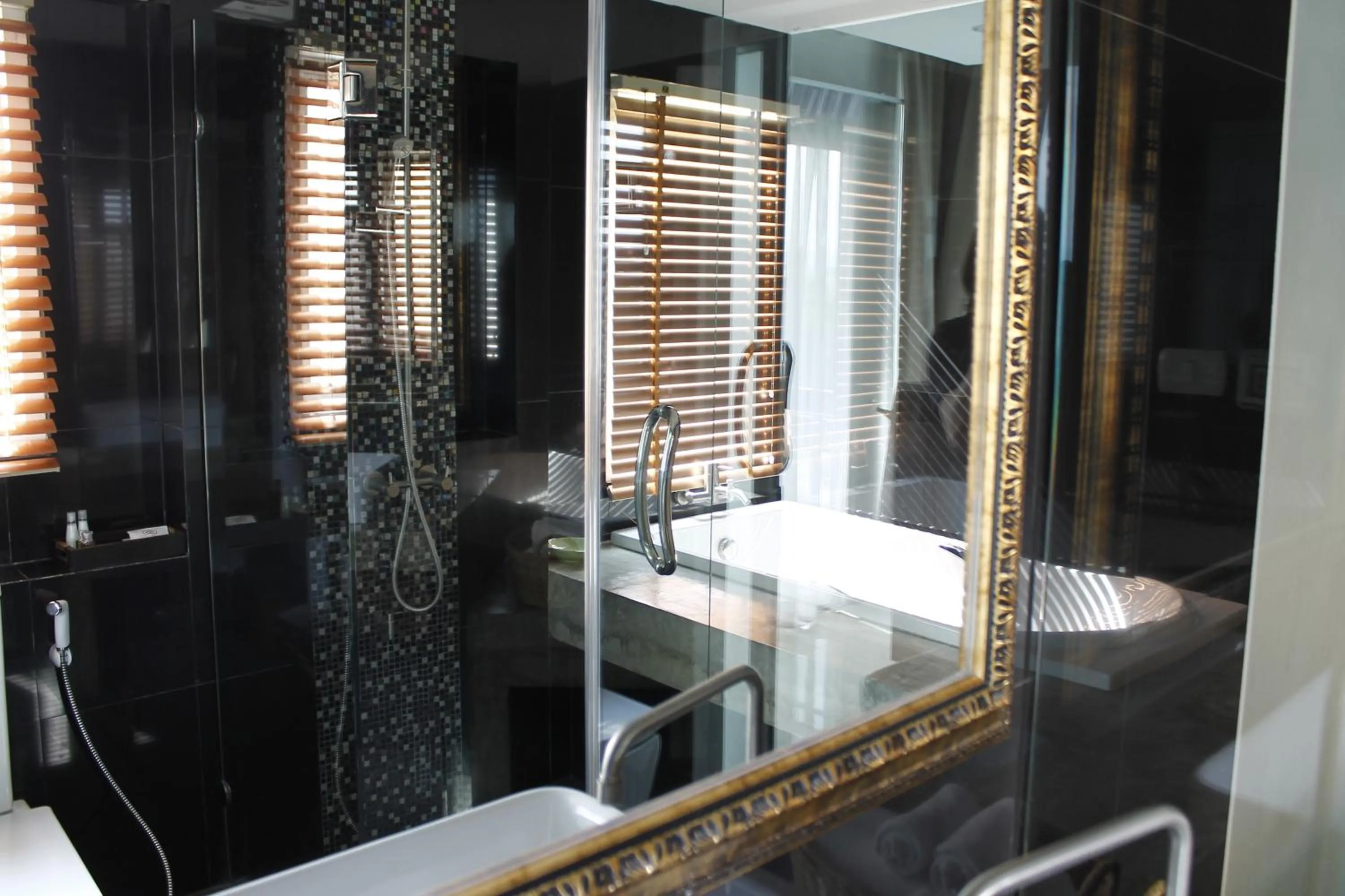 Bathroom in Nordwind Hotel