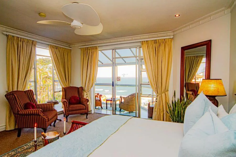 Sea view, Bed in Burnham House B&B