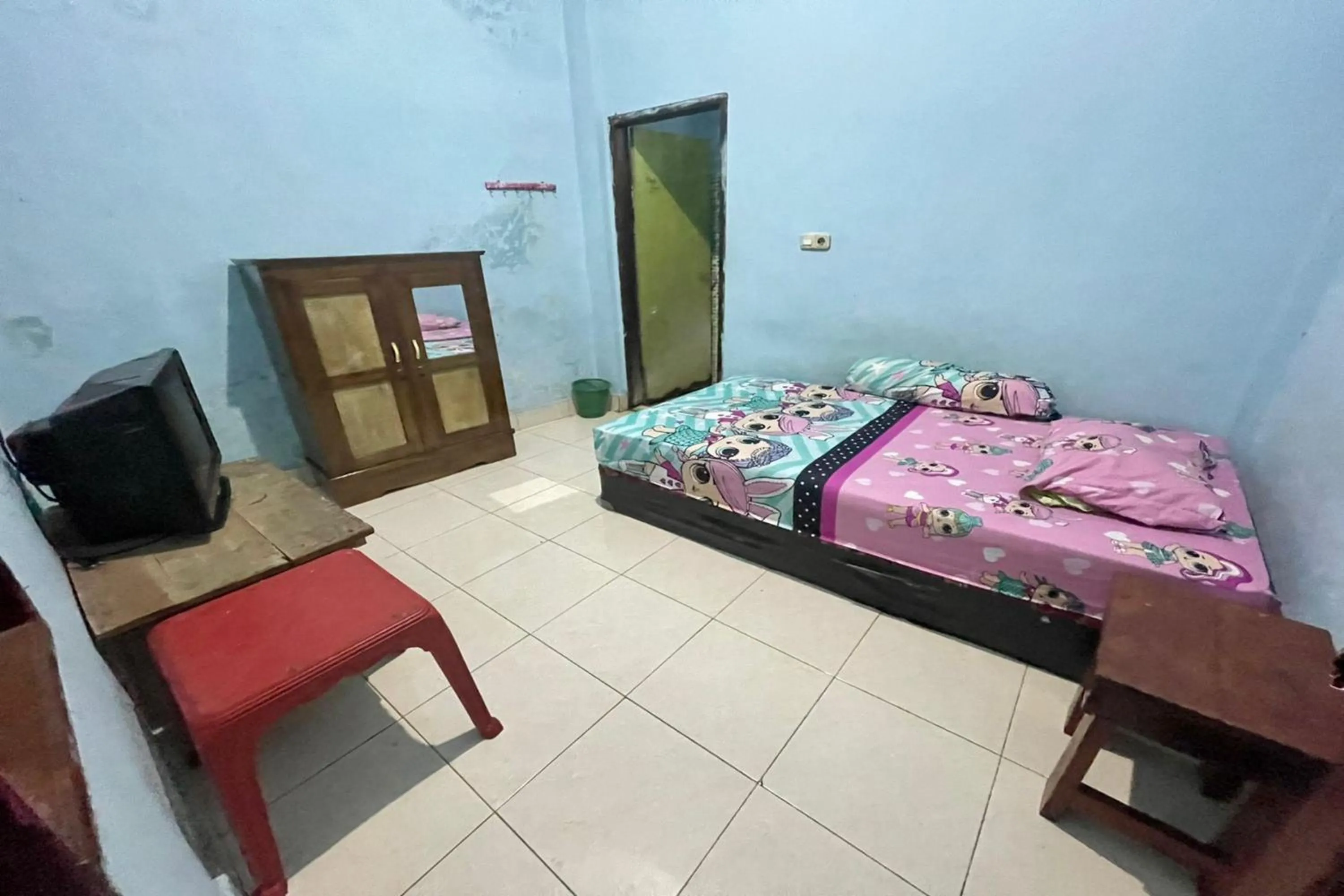 Bedroom, Bed in EXPRESS O 91669 Kost Amel Near Taman Mattirotasi