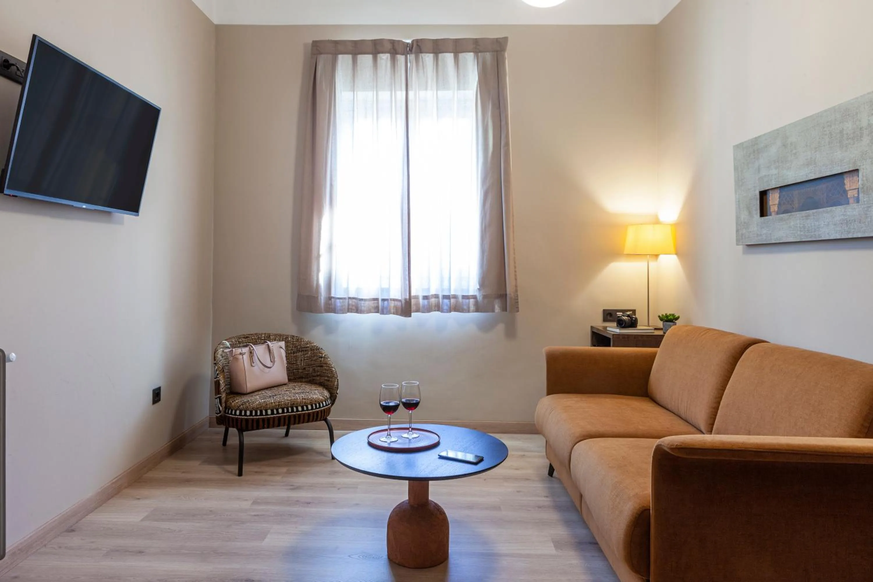 Photo of the whole room in Hotel Macià Monasterio de los Basilios