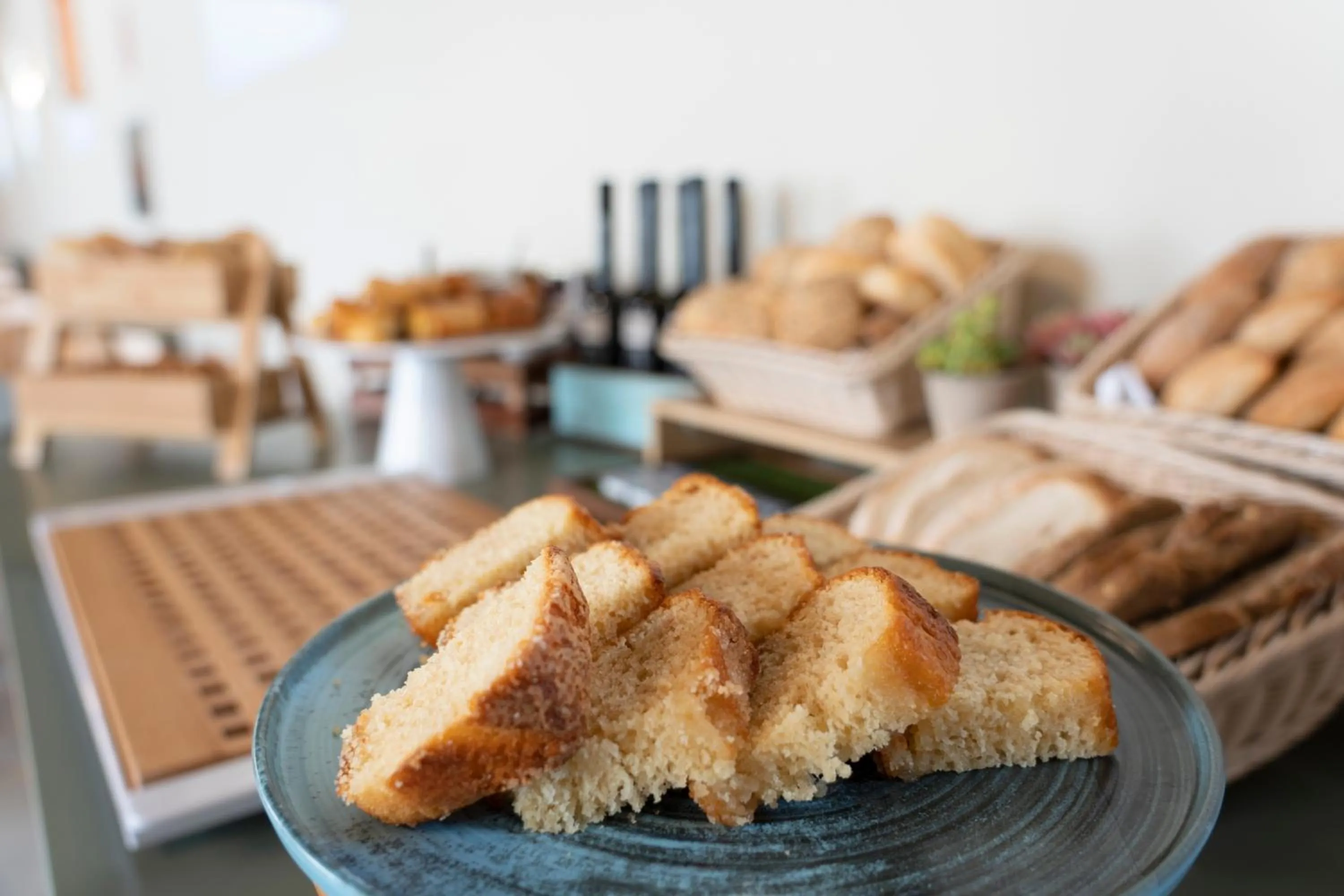 Buffet breakfast in Hotel Macià Monasterio de los Basilios