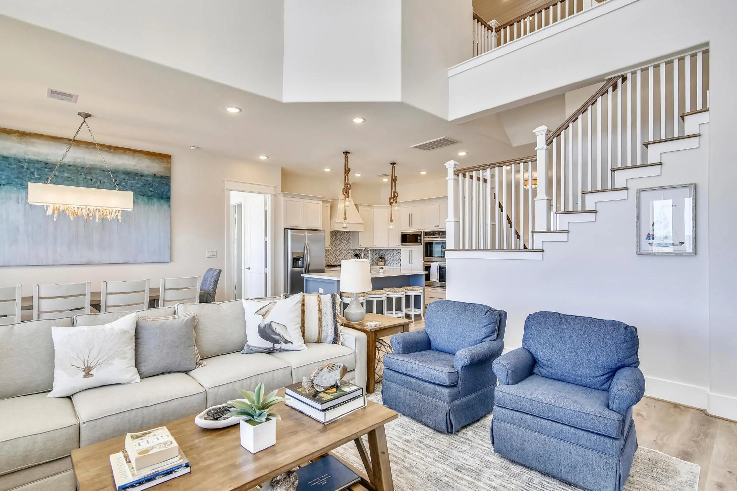 Living room in The Gulf Goddess
