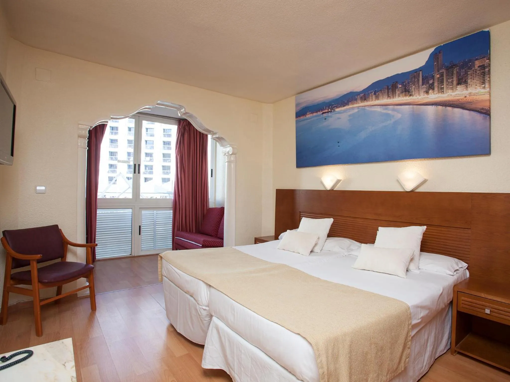 Bedroom, Bed in Magic Villa de Benidorm