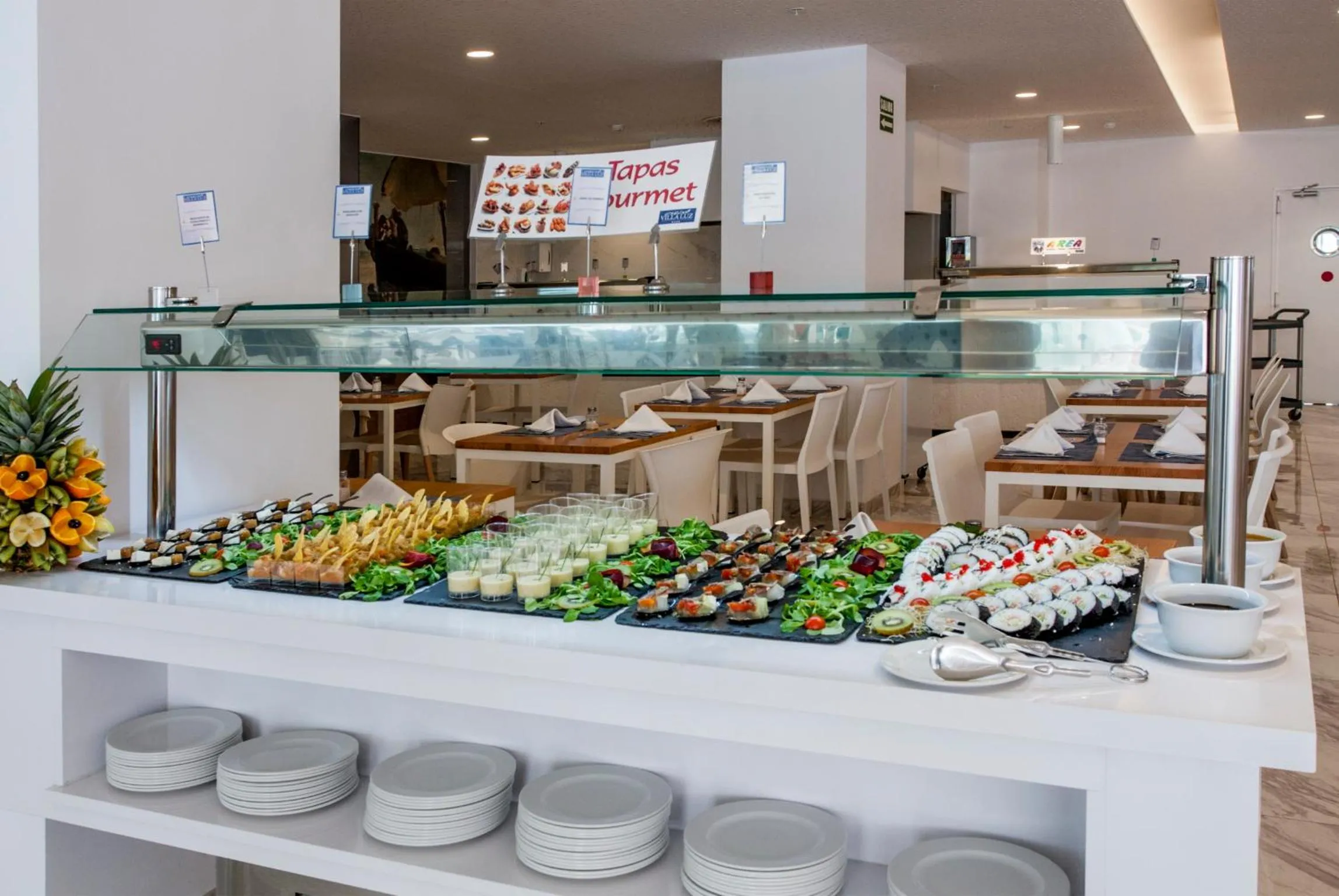 Restaurant/places to eat in Villa Luz Design & Art Hotel