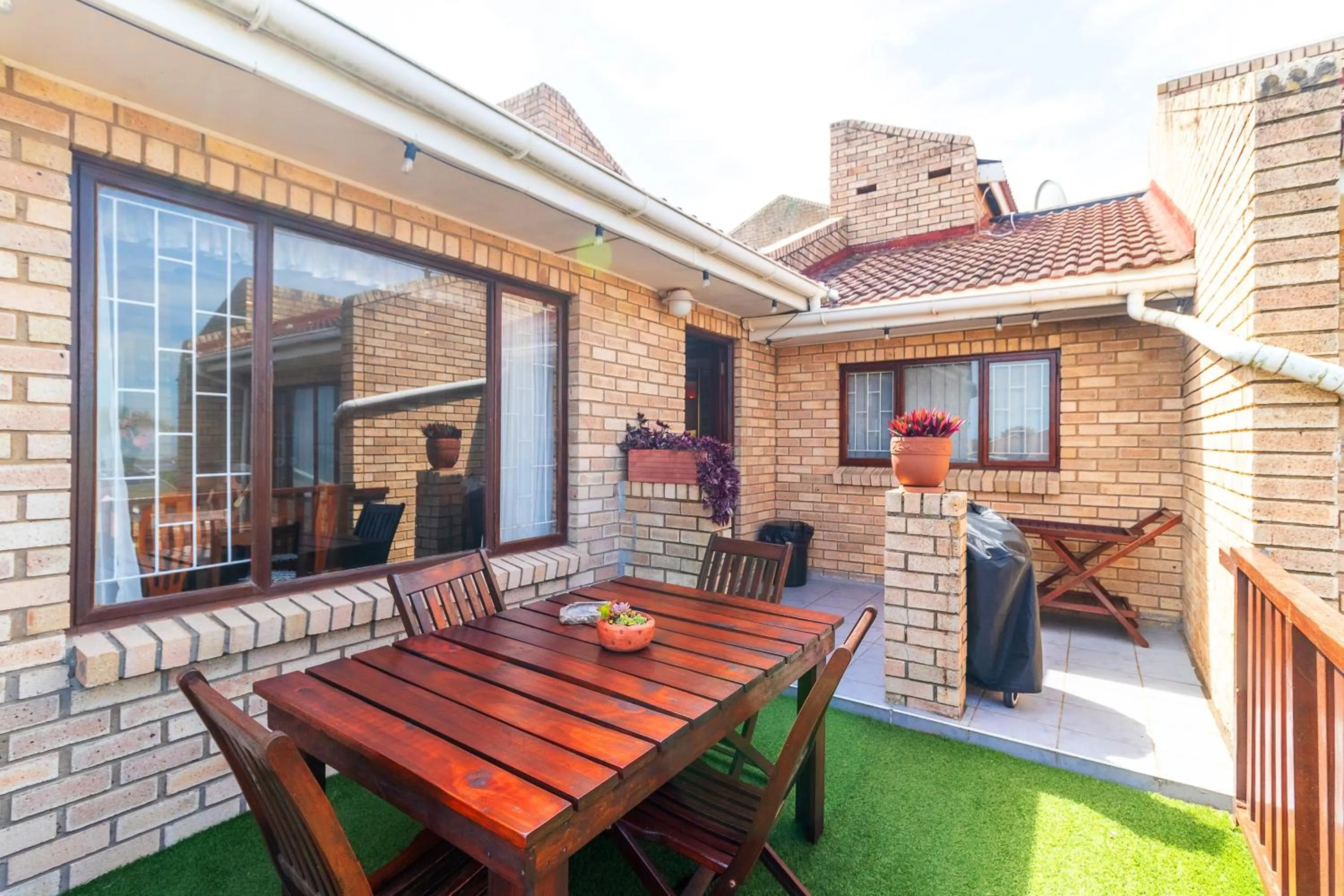 BBQ facilities in Villa Majestic for Exclusive Accommodation