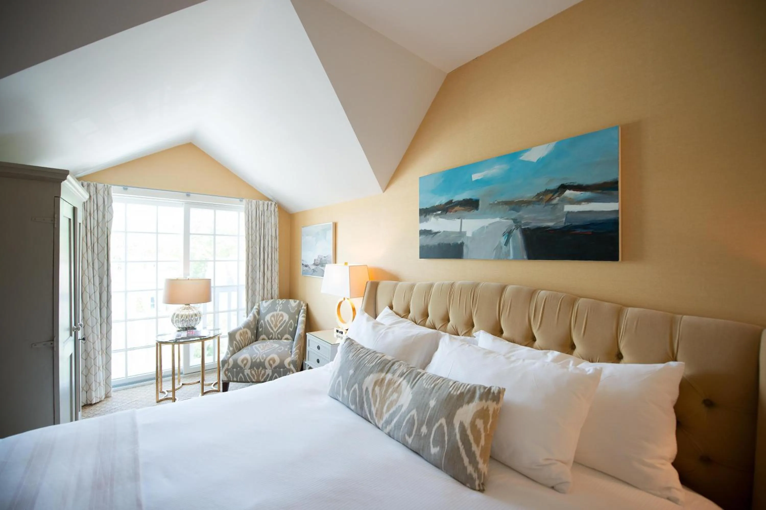 Bedroom, Bed in The Grand Hotel