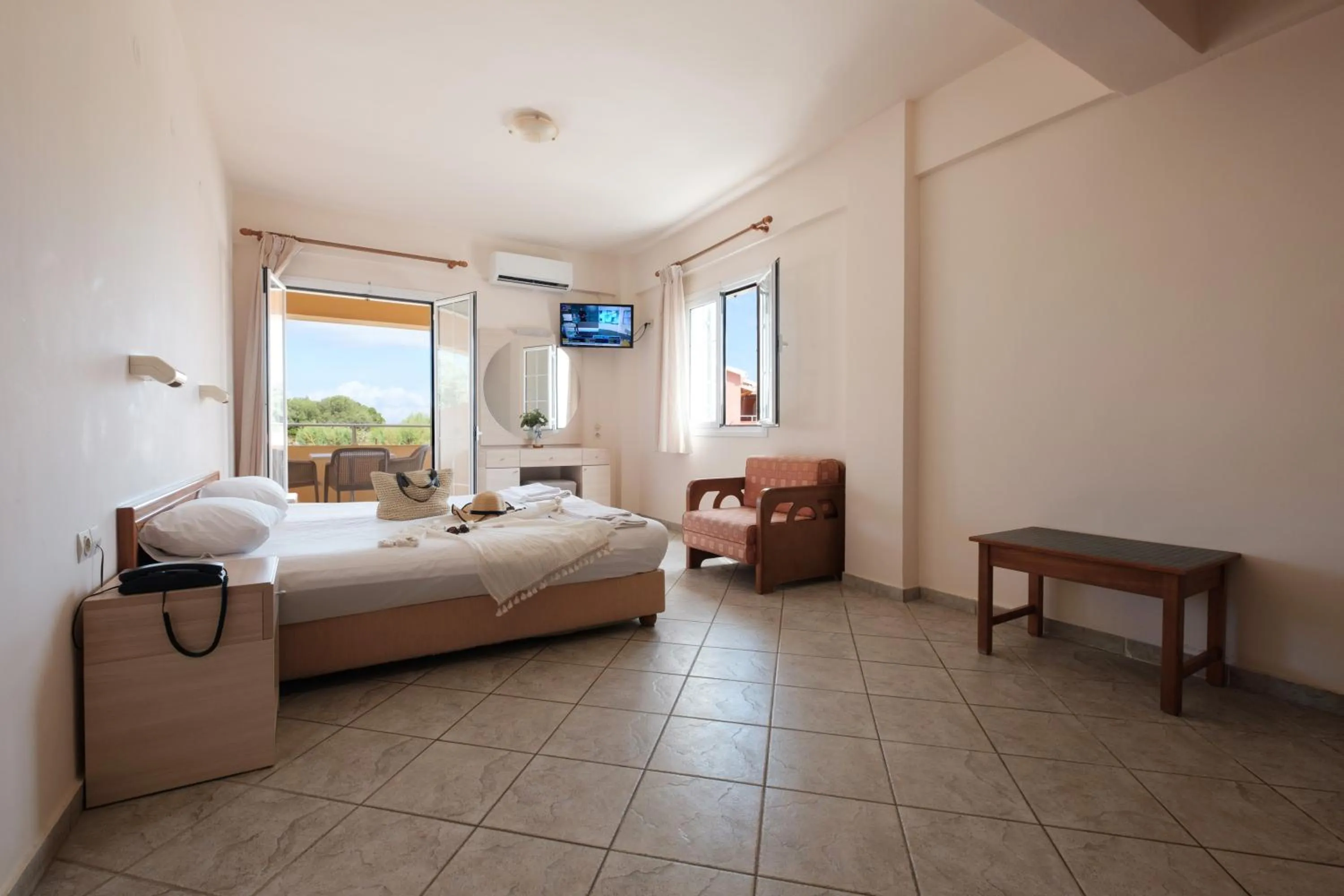 Photo of the whole room, Bed in Canal D' Amour by Estia