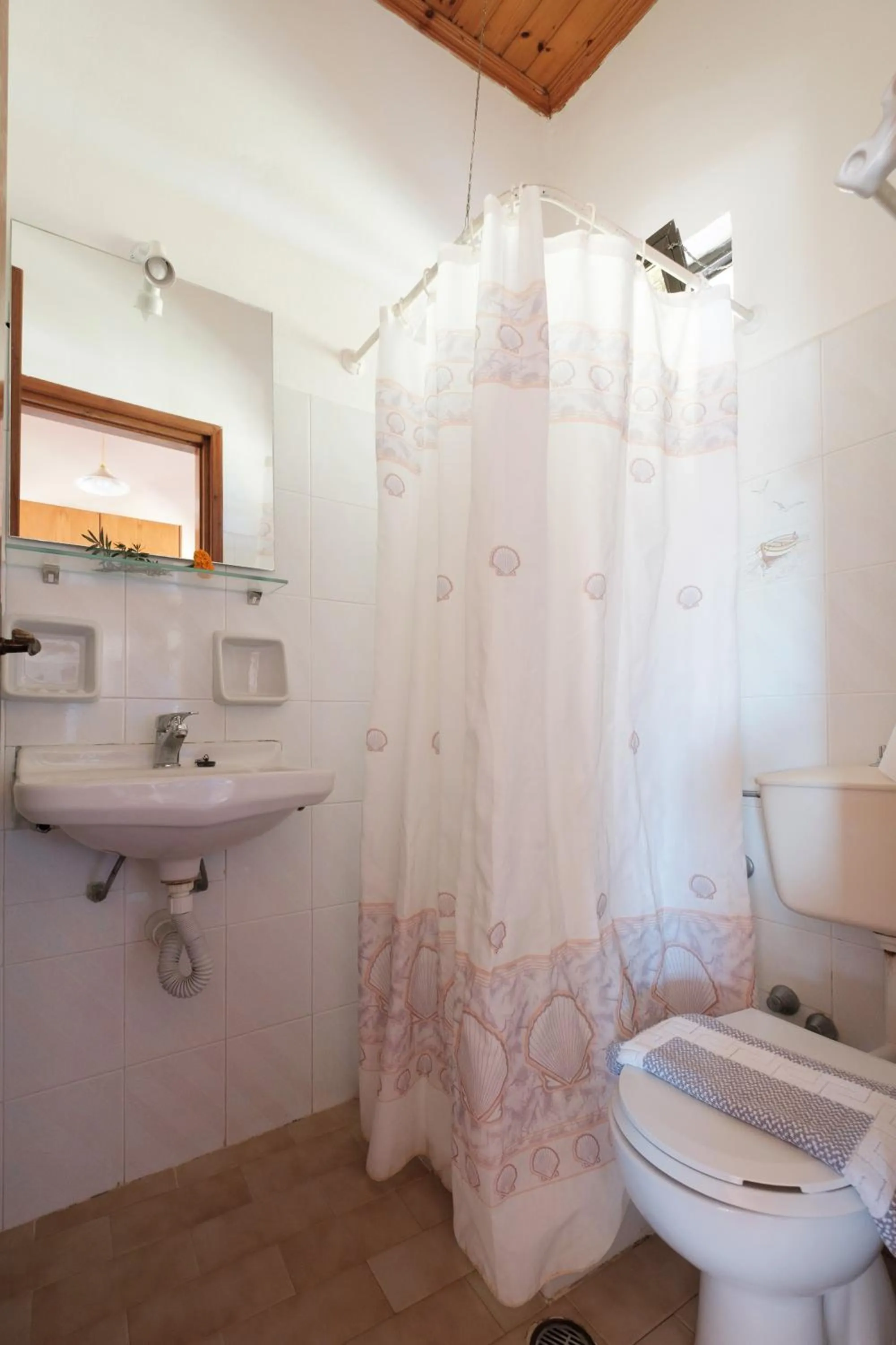 Bathroom in Canal D' Amour by Estia