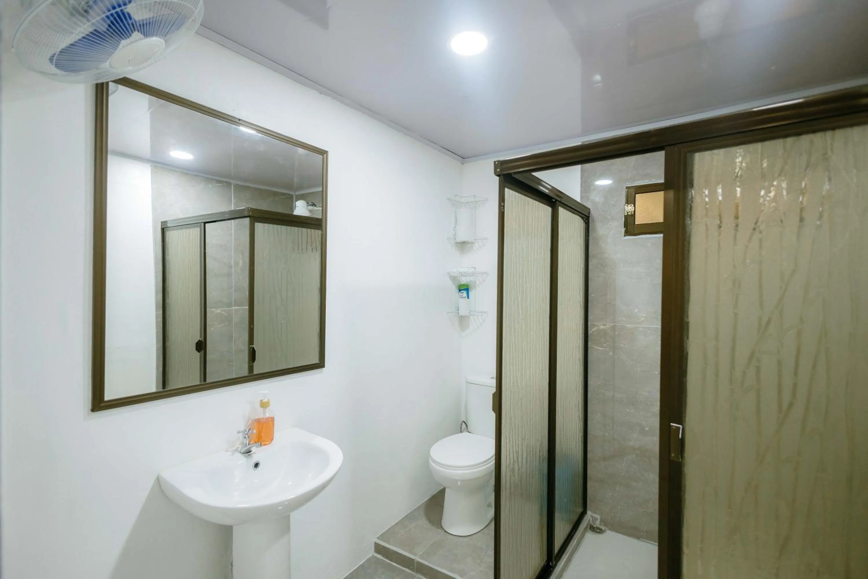 Bathroom in Vista del Pacifico Boutique Hotel