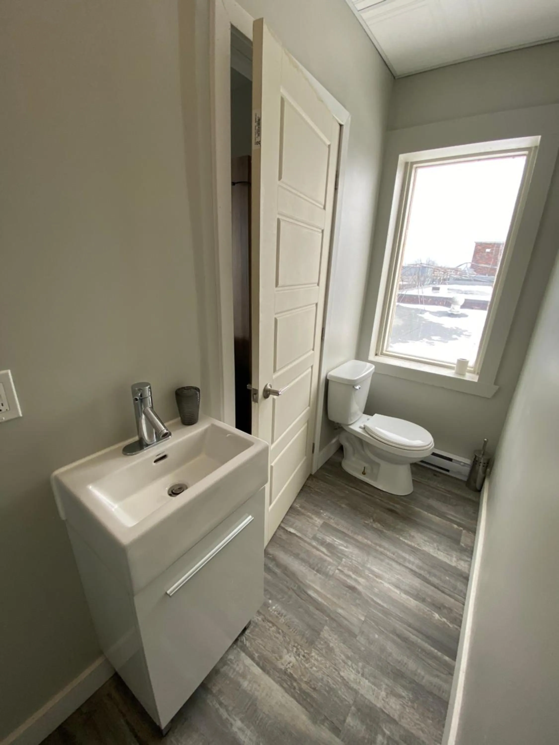 Toilet in Le Convivial