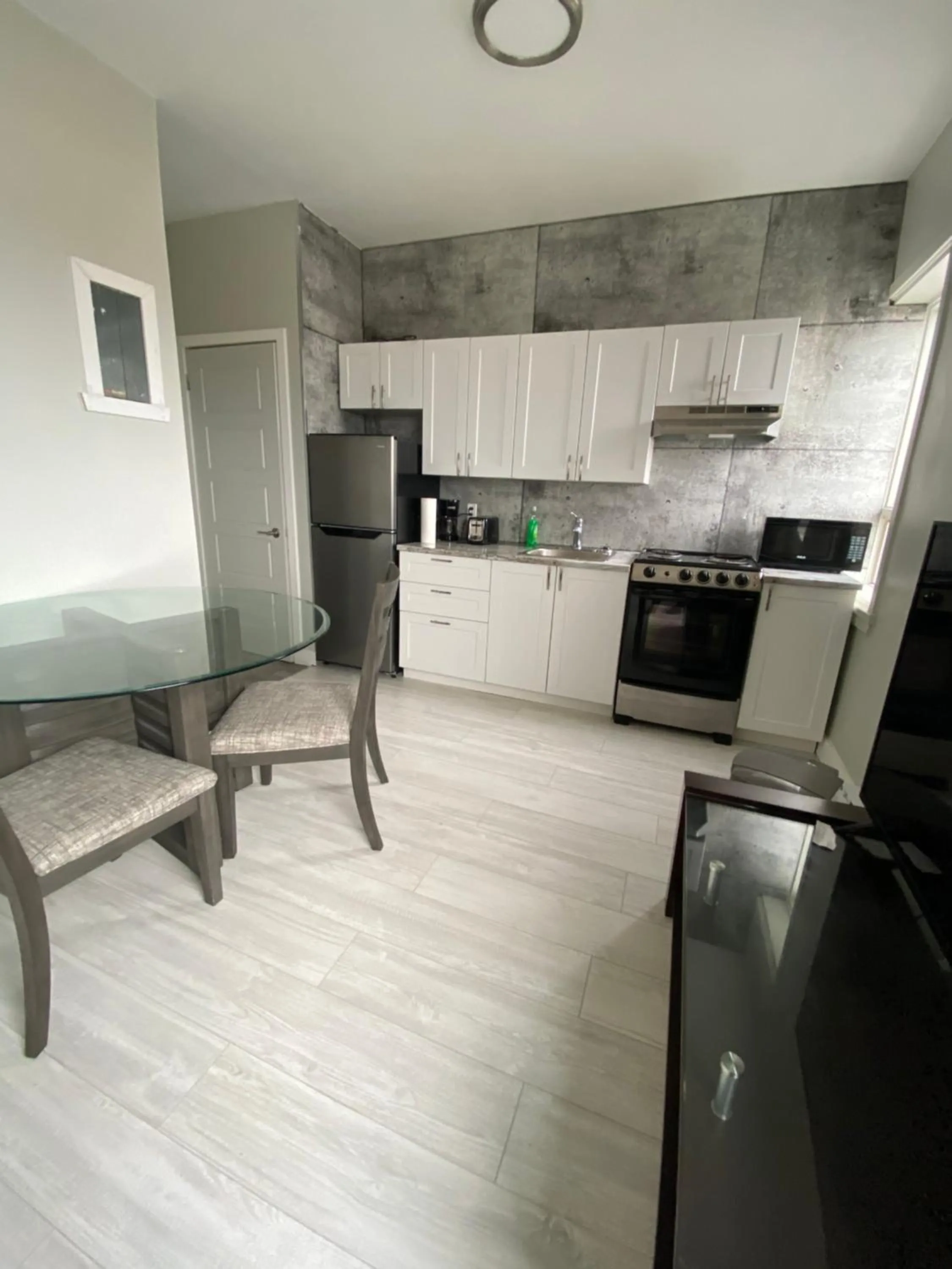 Kitchen or kitchenette in Le Convivial