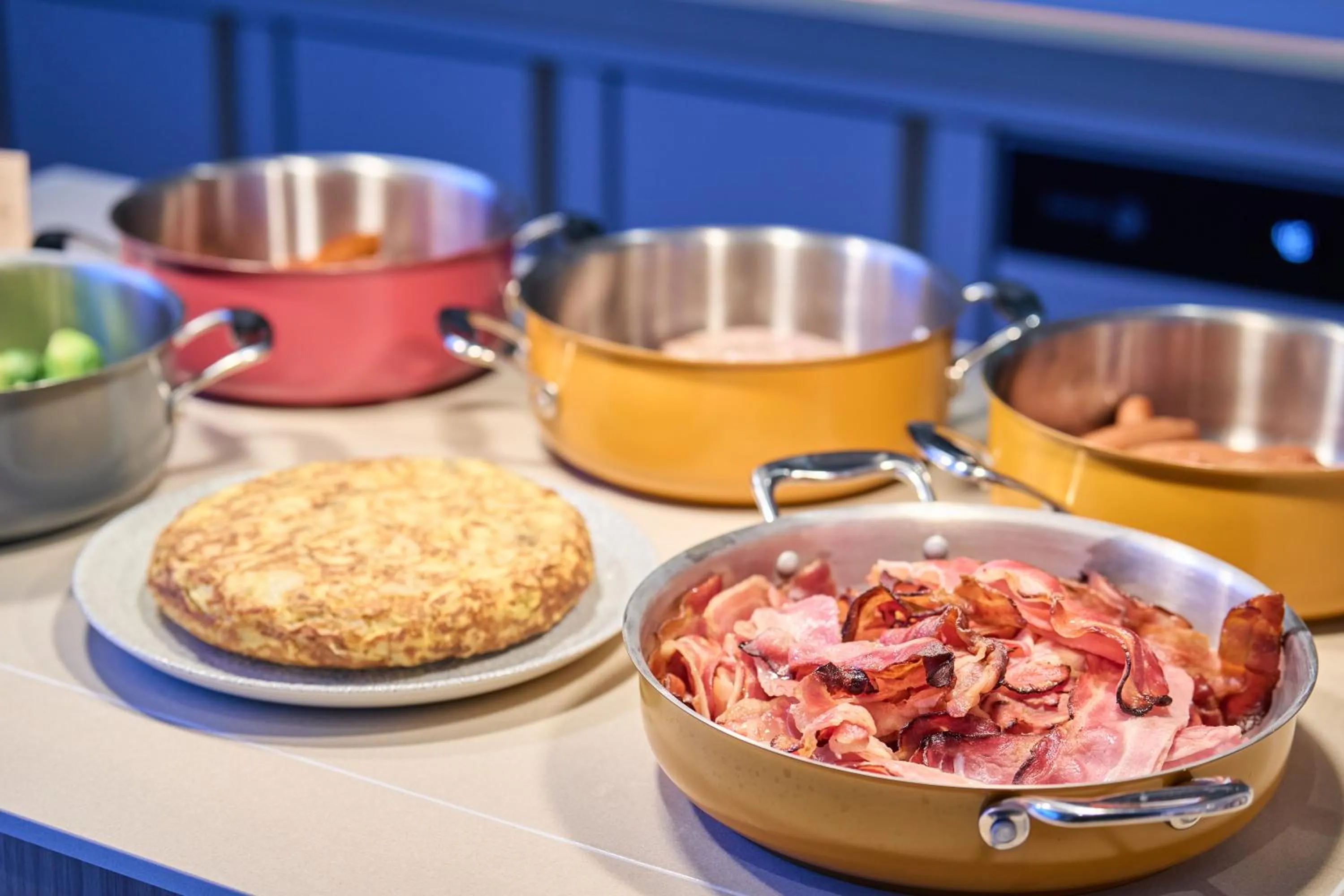 Breakfast in Catalonia La Maquinista