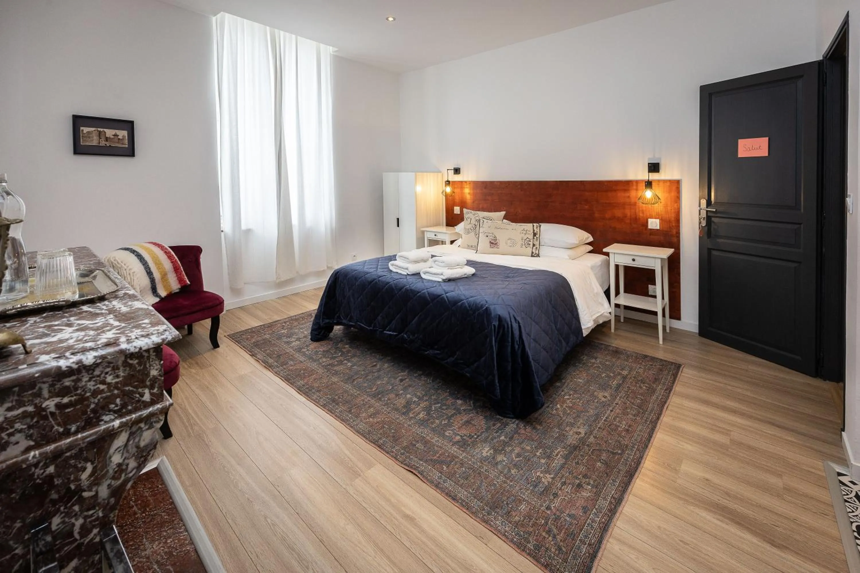 Bedroom, Bed in SalutBB Chambre d'hote