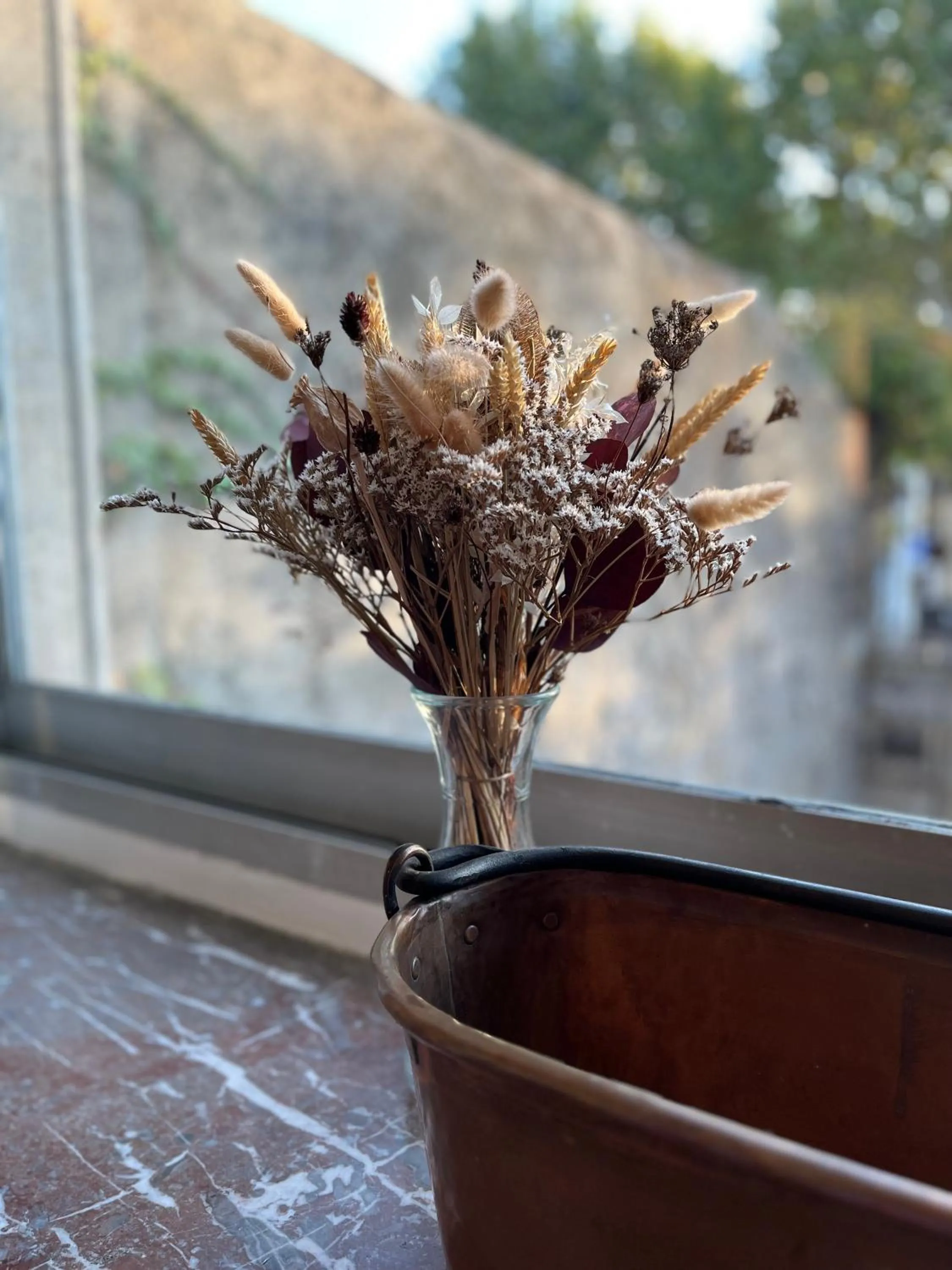 Decorative detail in SalutBB Chambre d'hote