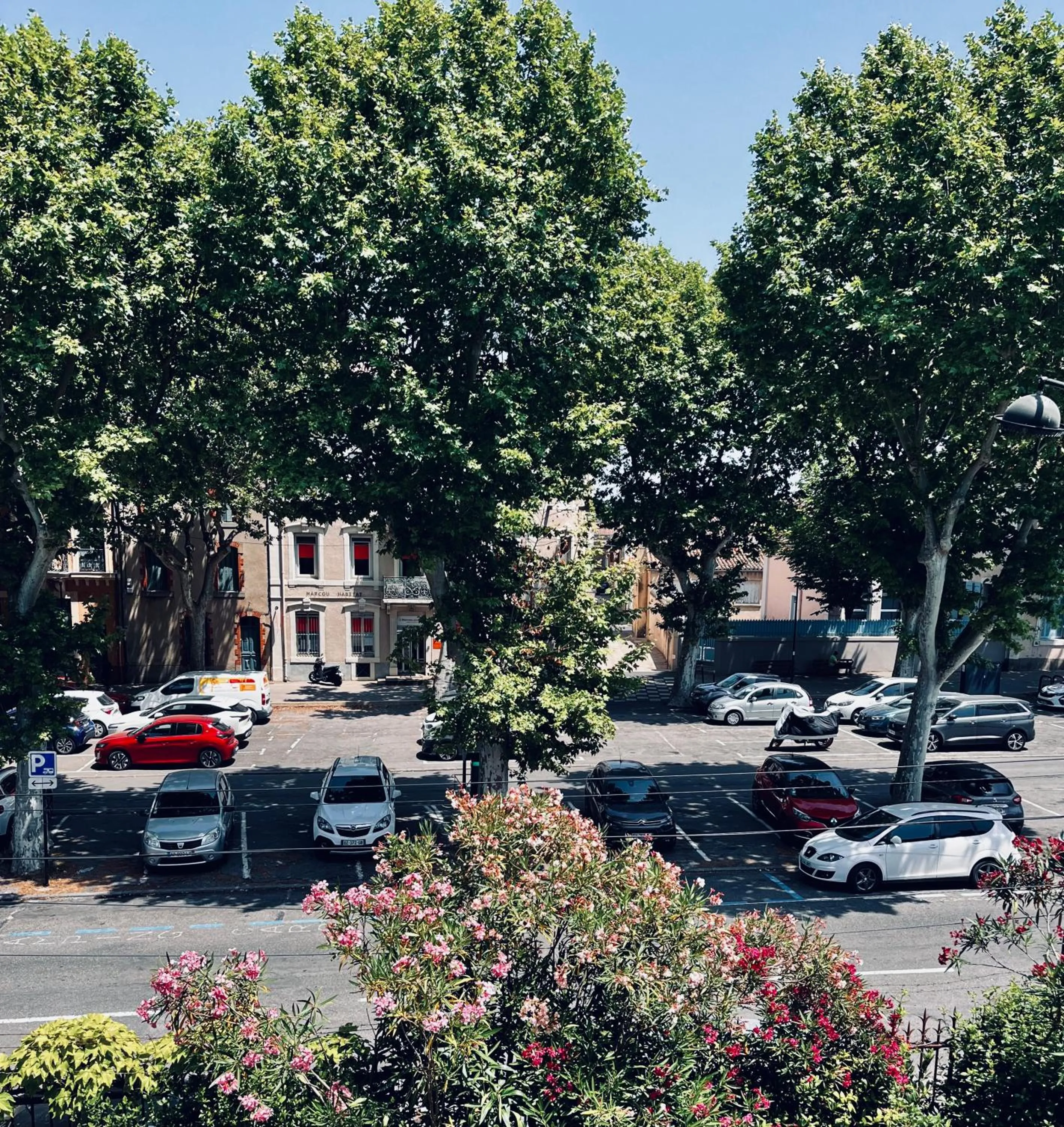 Parking in SalutBB Chambre d'hote