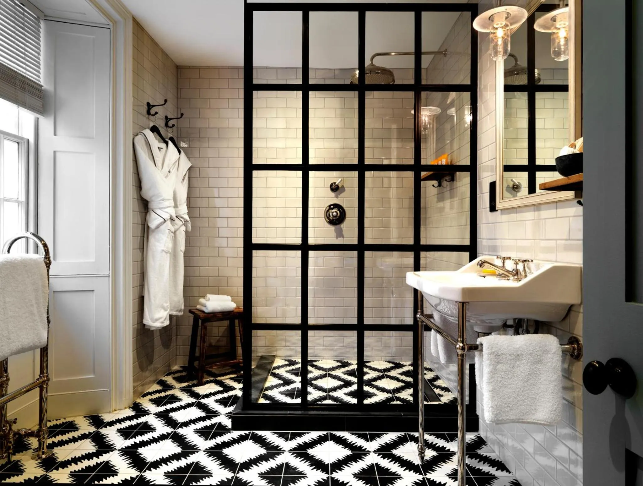 Shower in No131 The Promenade