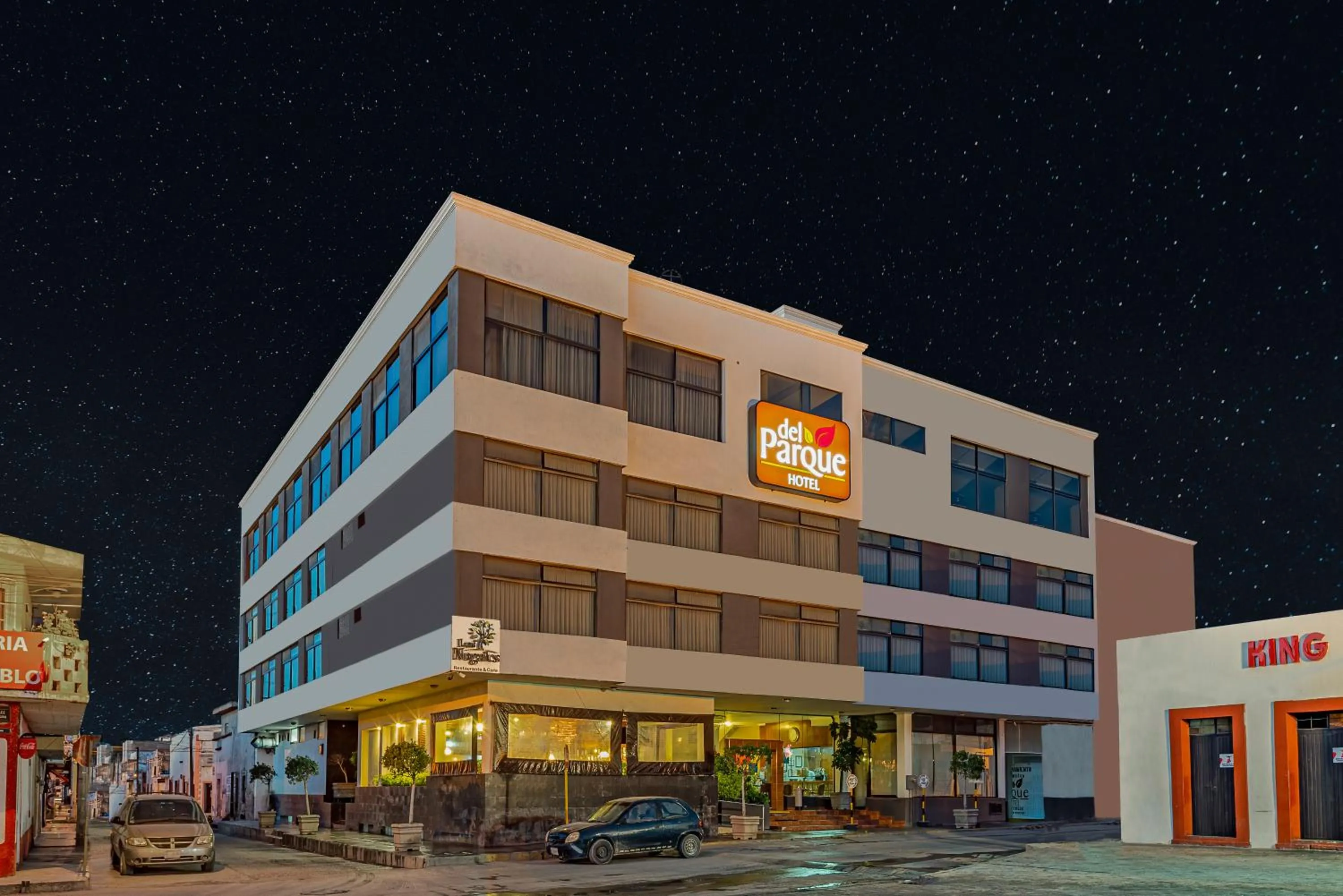 Property building in Hotel del Parque