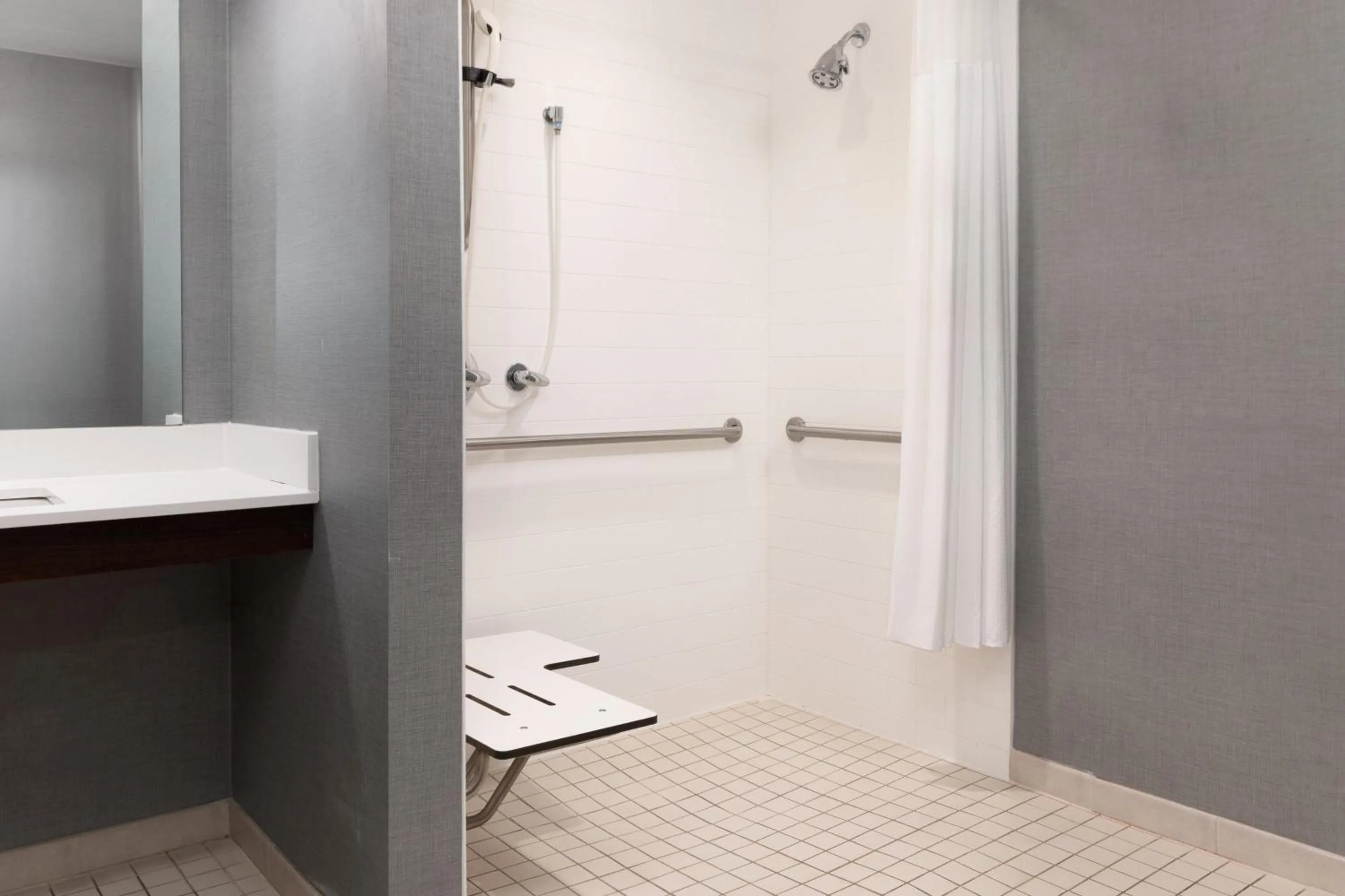 Photo of the whole room in Residence Inn by Marriott Youngstown Warren/Niles