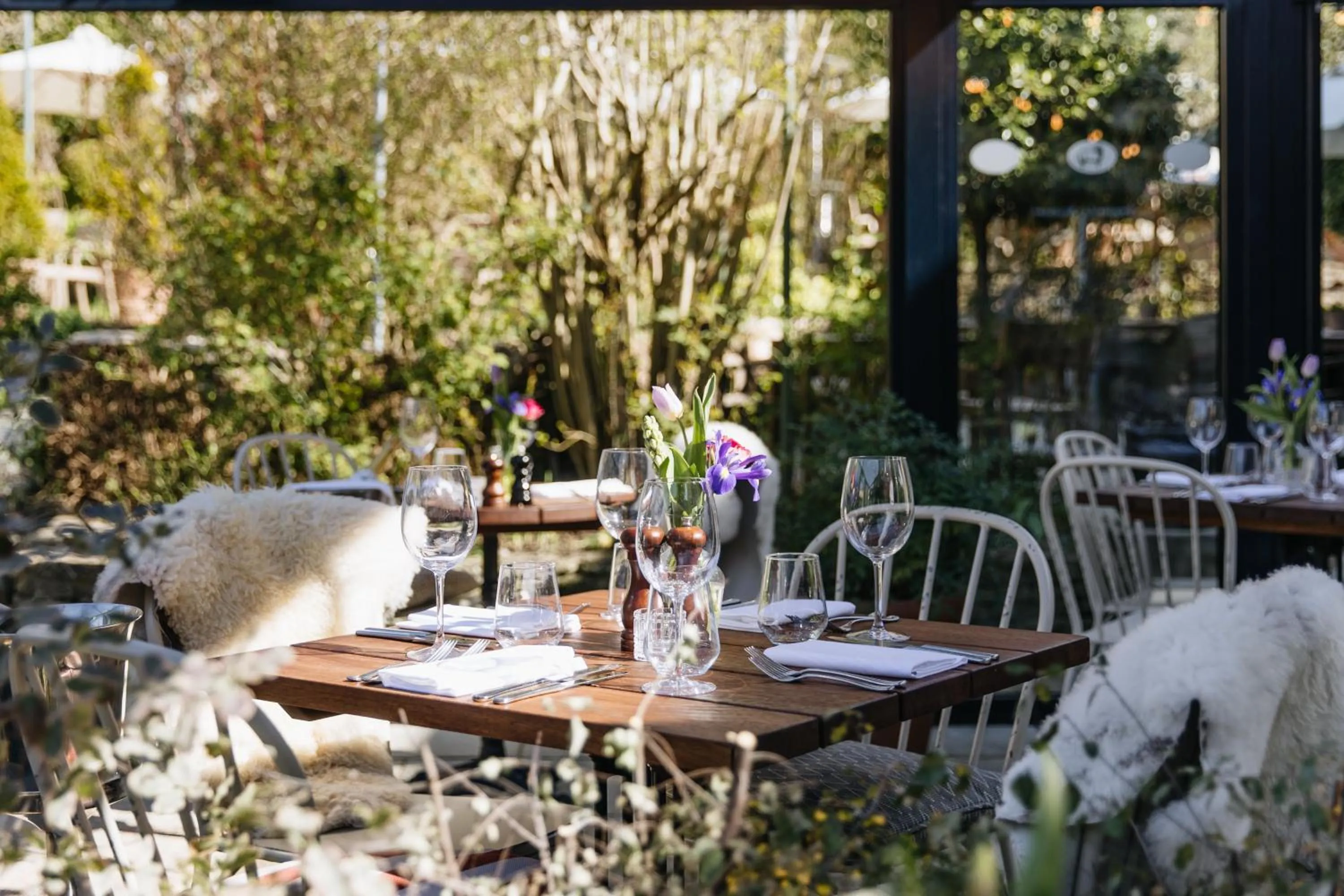 Restaurant/places to eat in The Wheatsheaf Inn