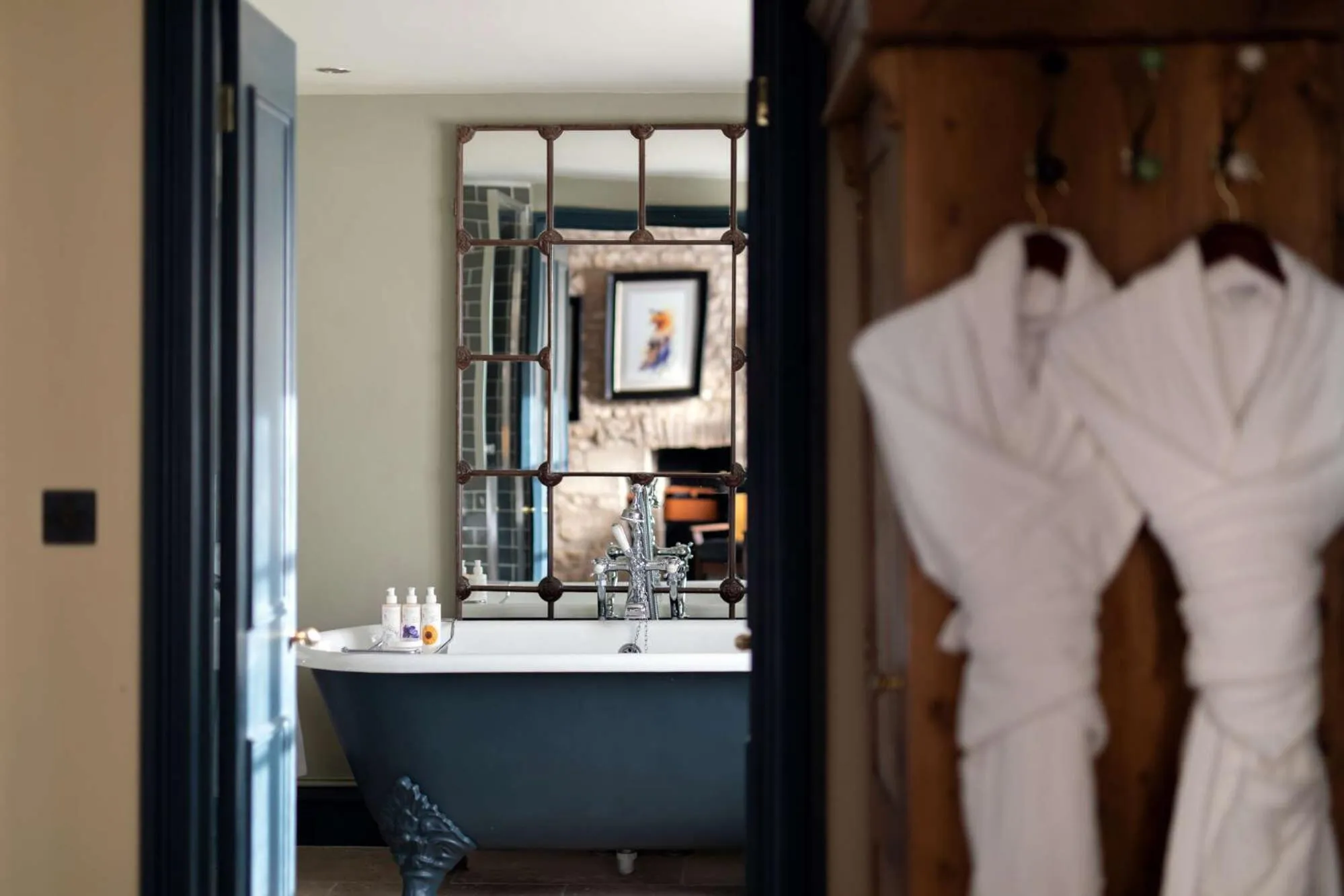 Bathroom in The Wheatsheaf Inn