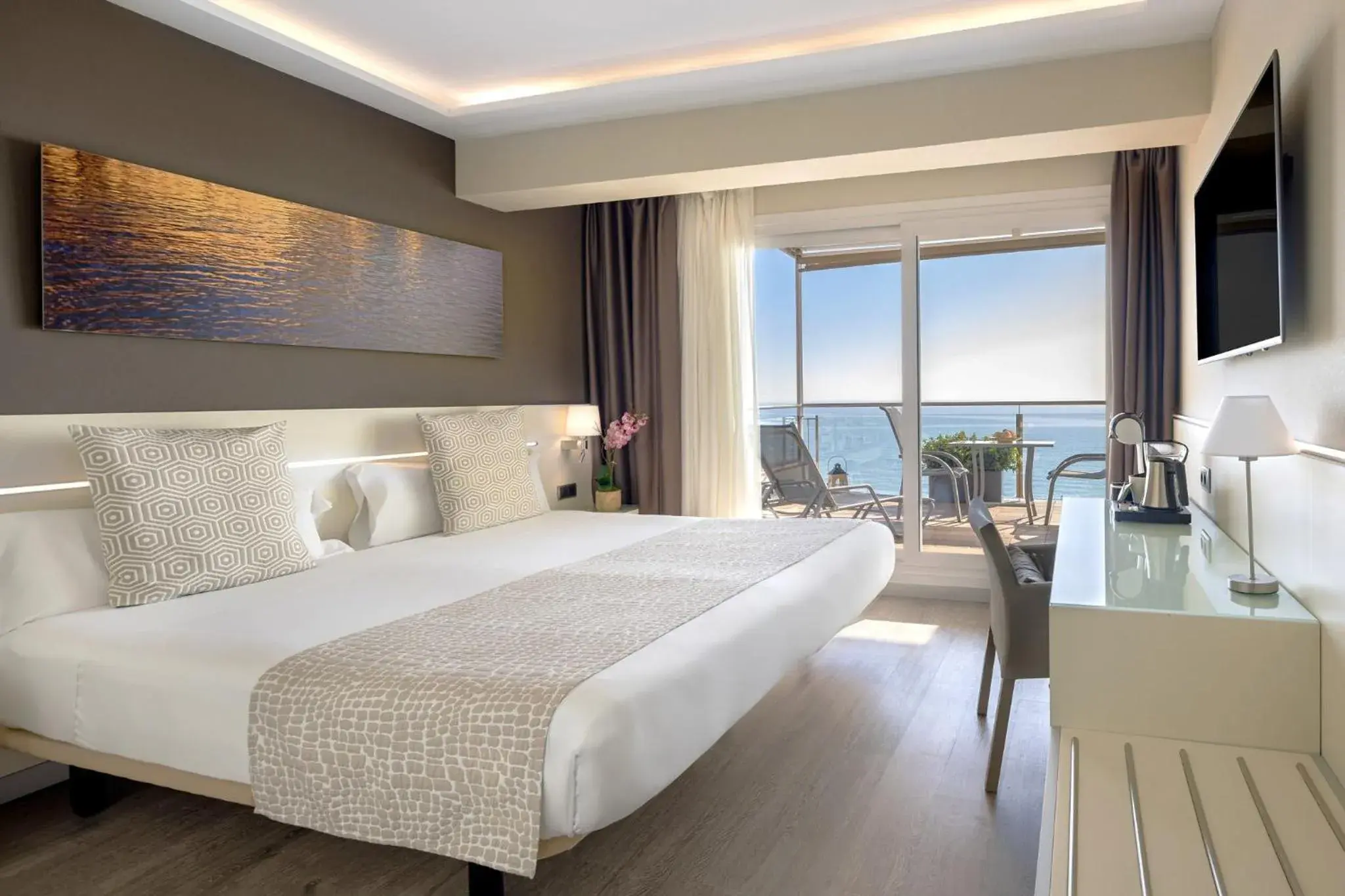 Superior Double or Twin Room with Sea View in Calipolis Superior Double or Twin Room with Sea View in Calipolis