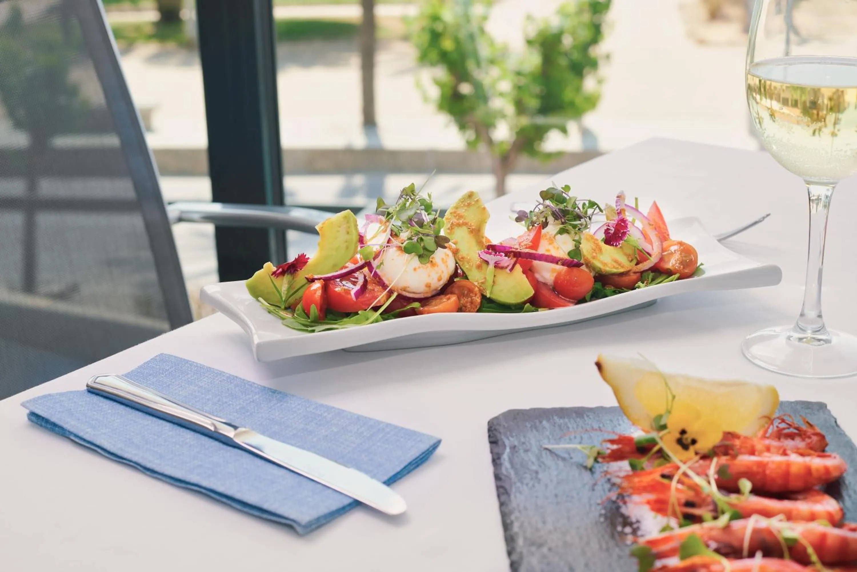 Restaurant/places to eat in Calipolis