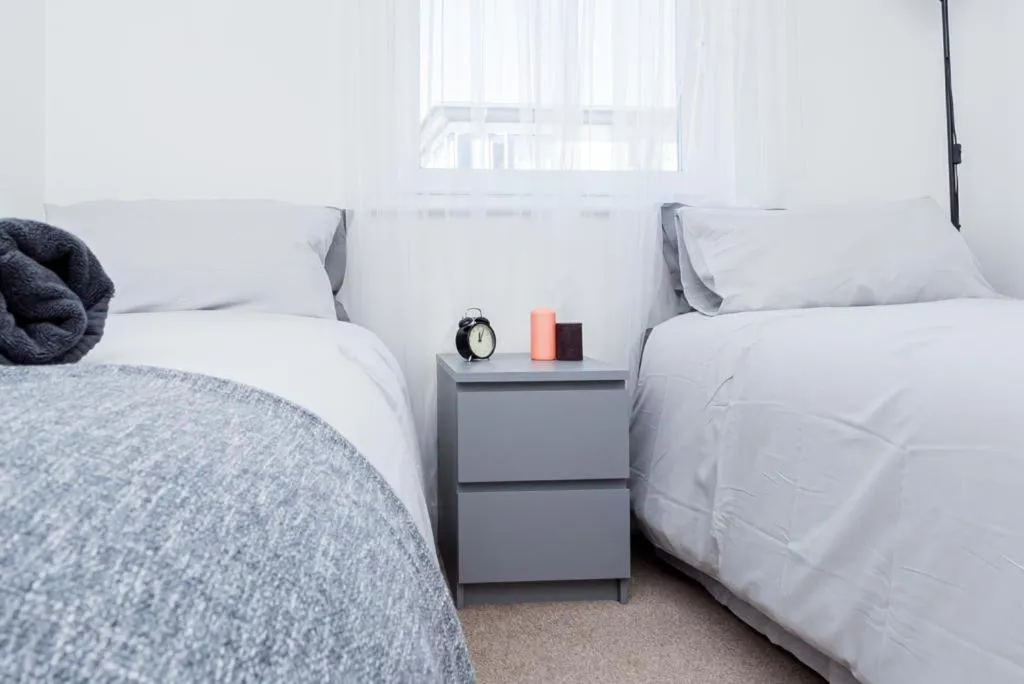 Bedroom, Bed in Bayview Apartments