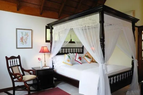 Photo of the whole room, Bed in Spring Hotel Bequia