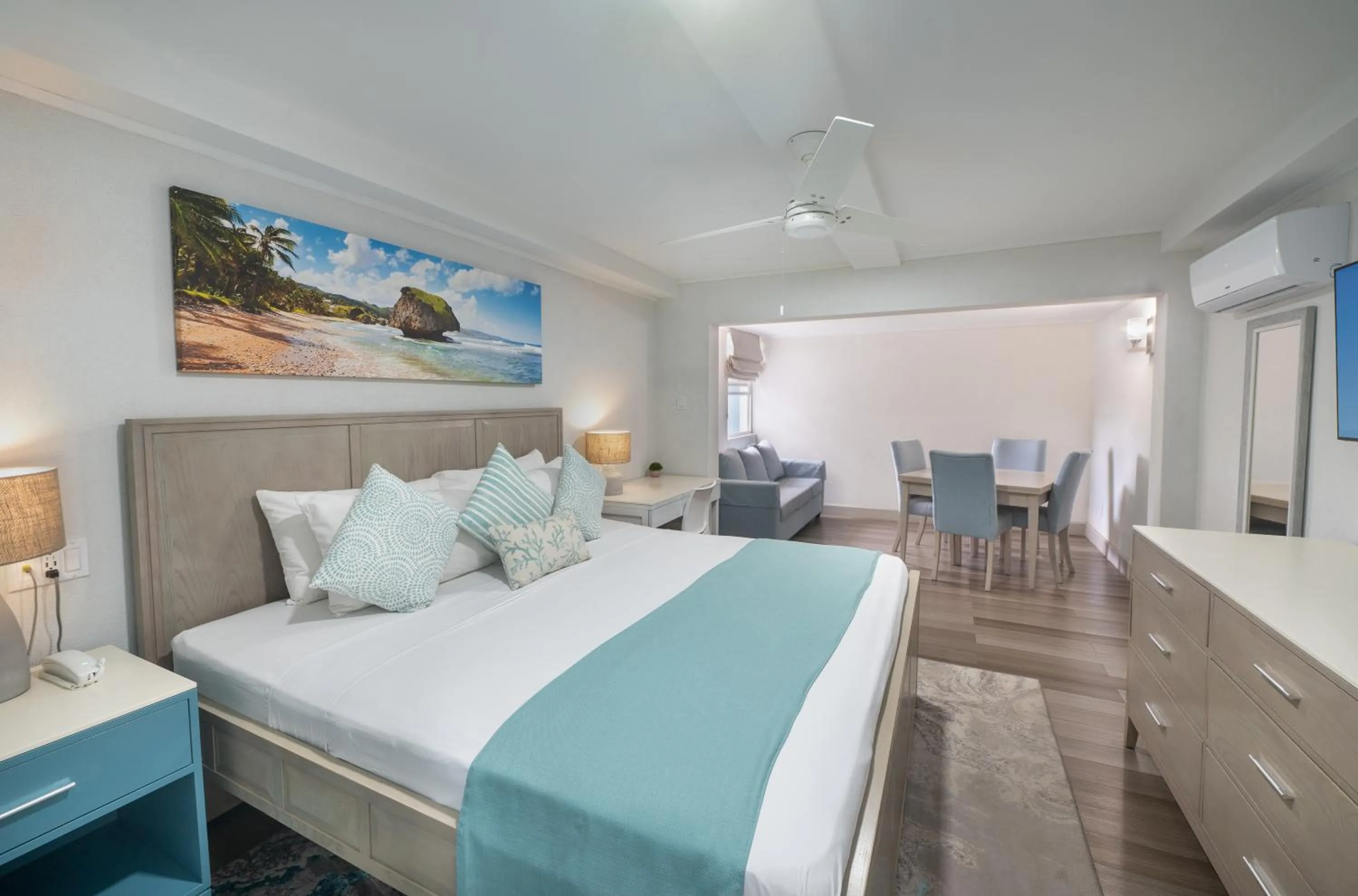 Bedroom, Bed in Blue Haven Holiday Apartments