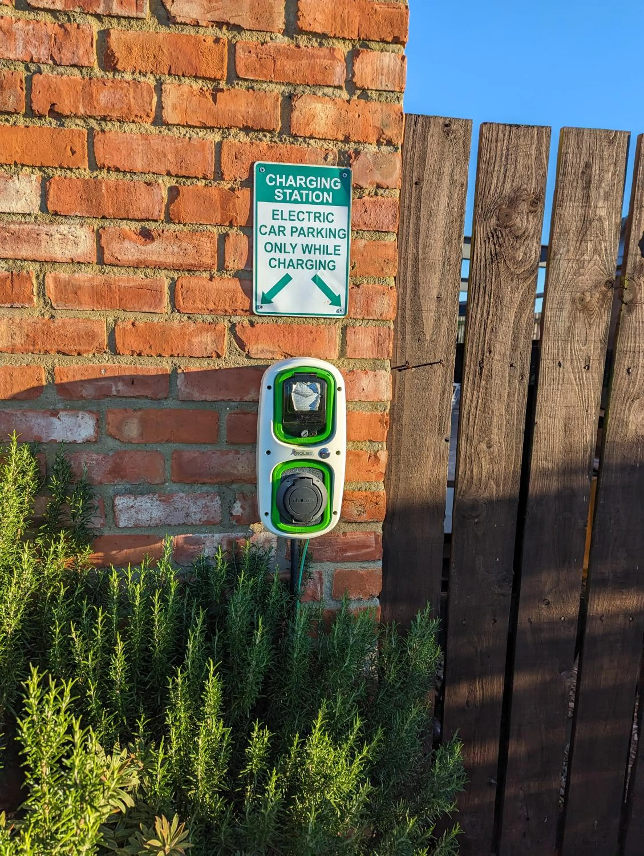 Parking in Wold Escapes, Highfield Farm