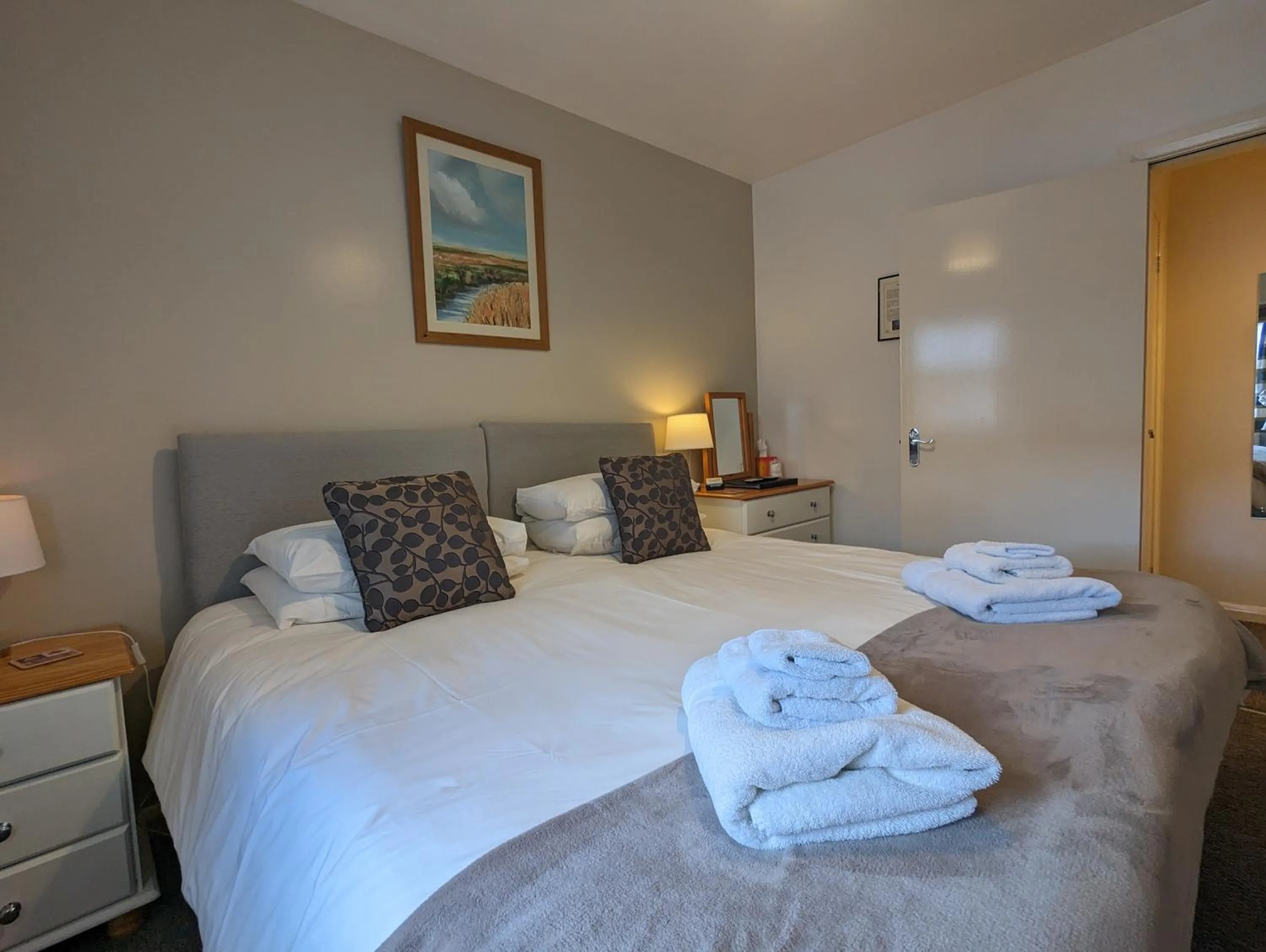 Bed in Wold Escapes, Highfield Farm