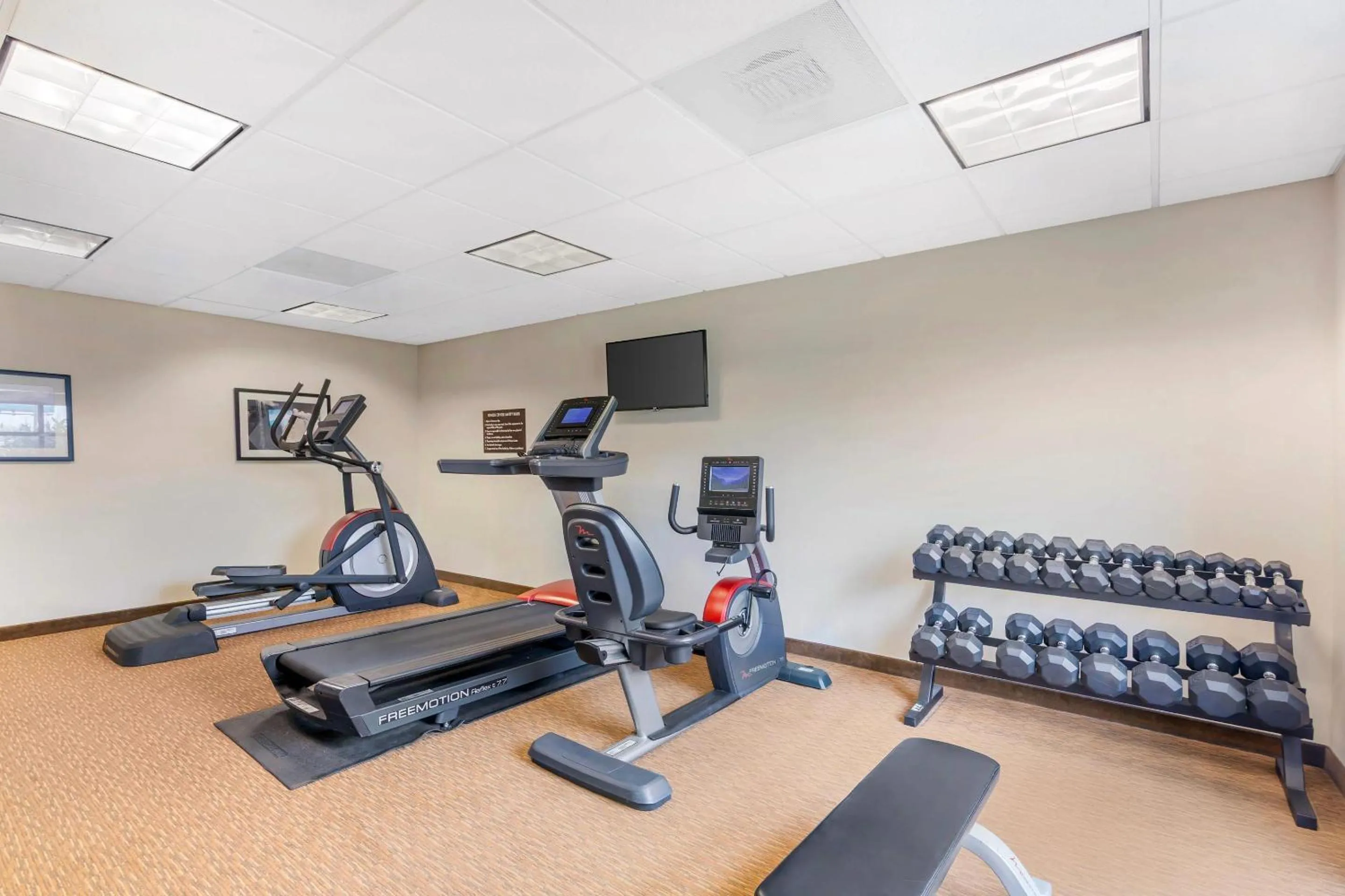 Fitness centre/facilities in Sleep Inn & Suites Devils Lake