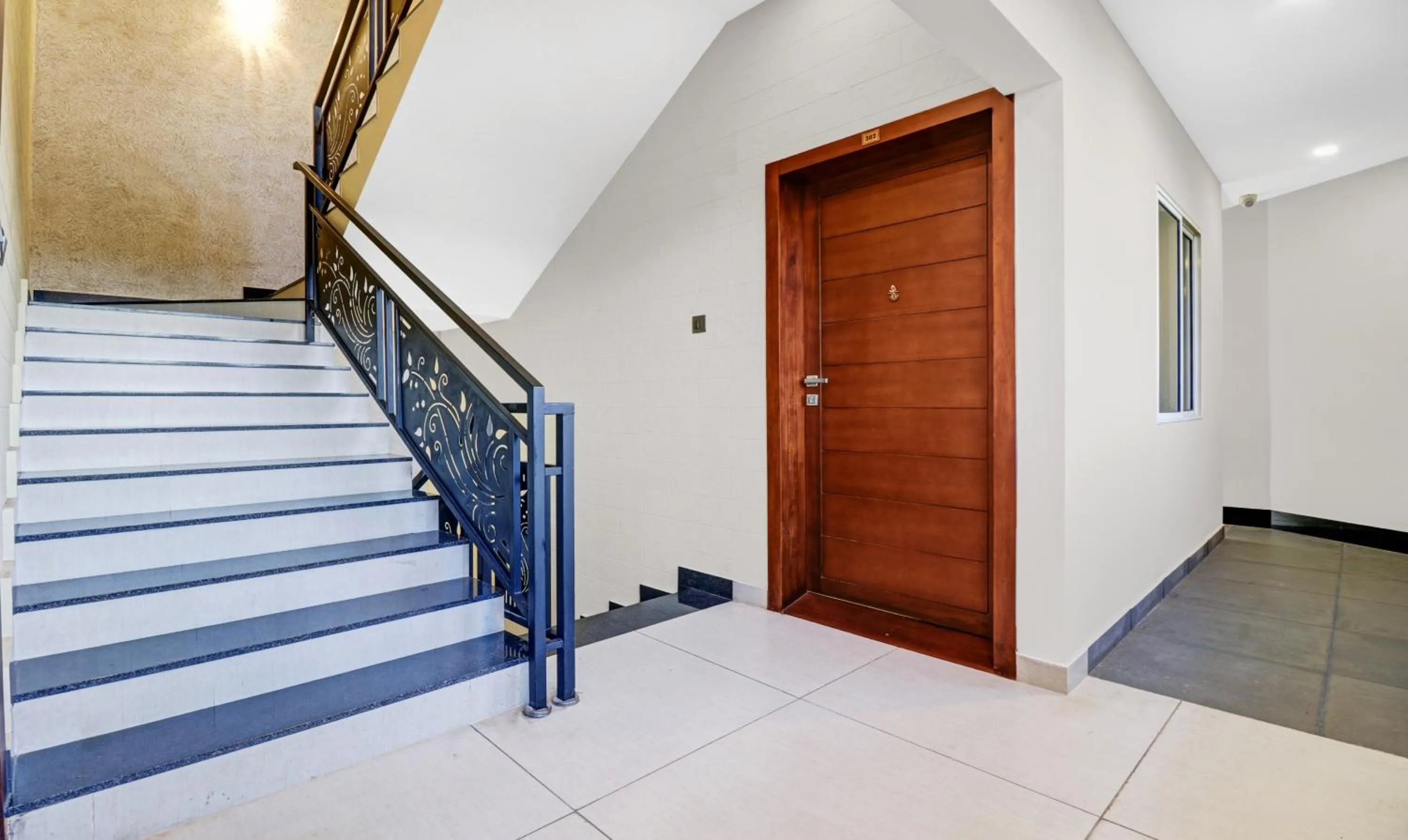 Lobby or reception in Treebo Pushpak 100 Mtrs From Chottanikkara Temple