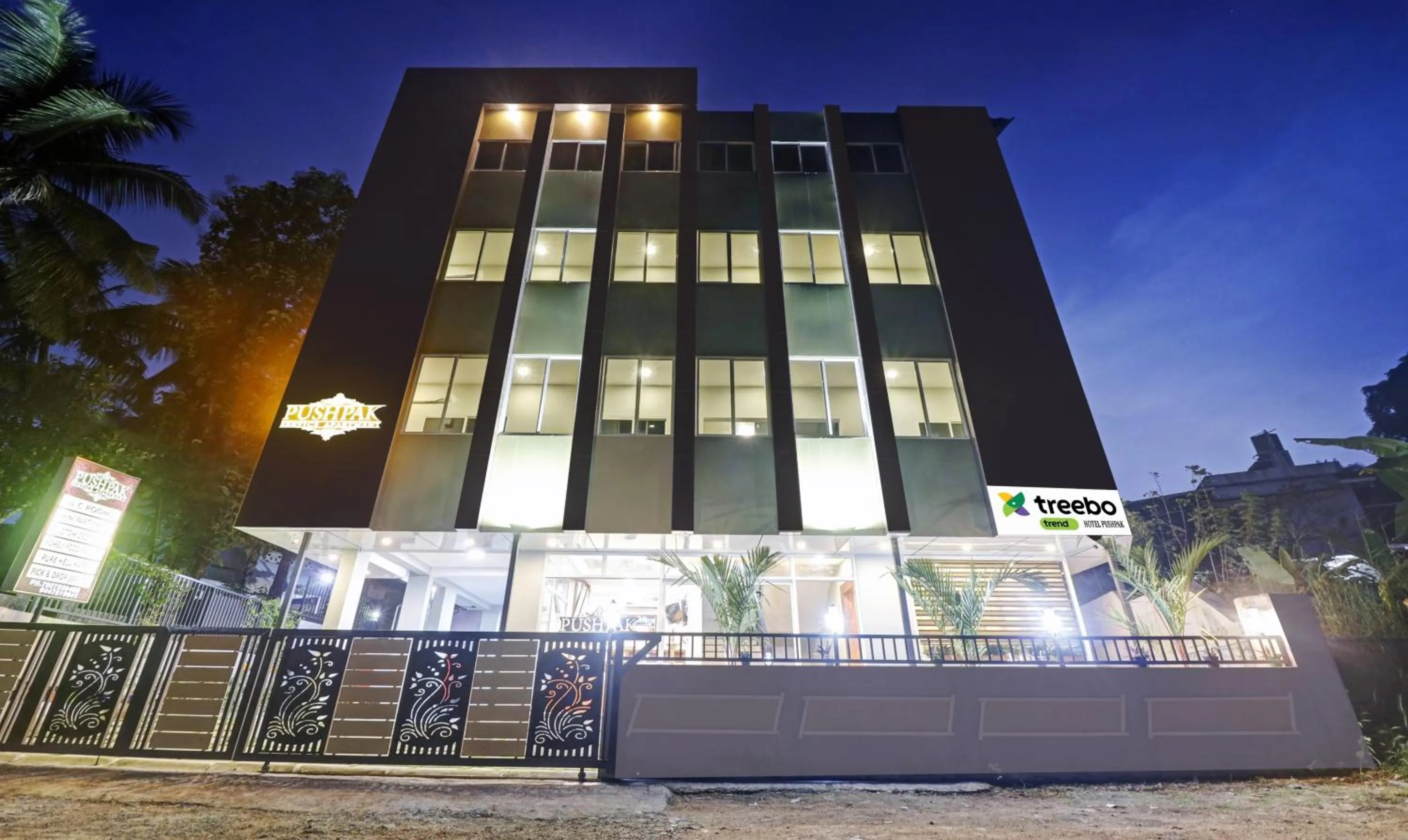 Property building in Treebo Pushpak 100 Mtrs From Chottanikkara Temple