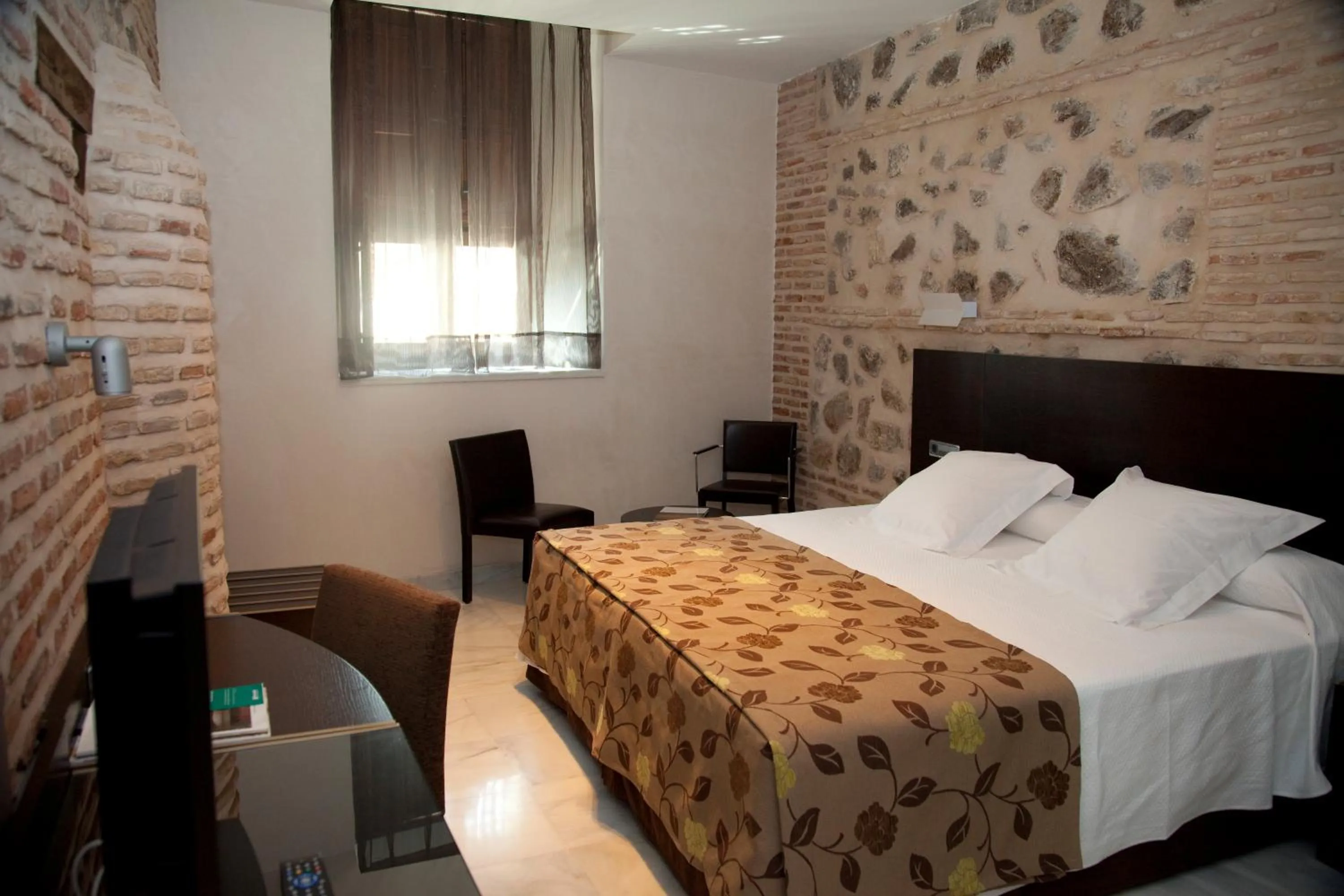 Bedroom, Bed in Pintor El Greco