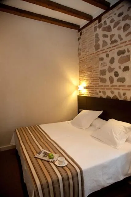 Bed in Pintor El Greco