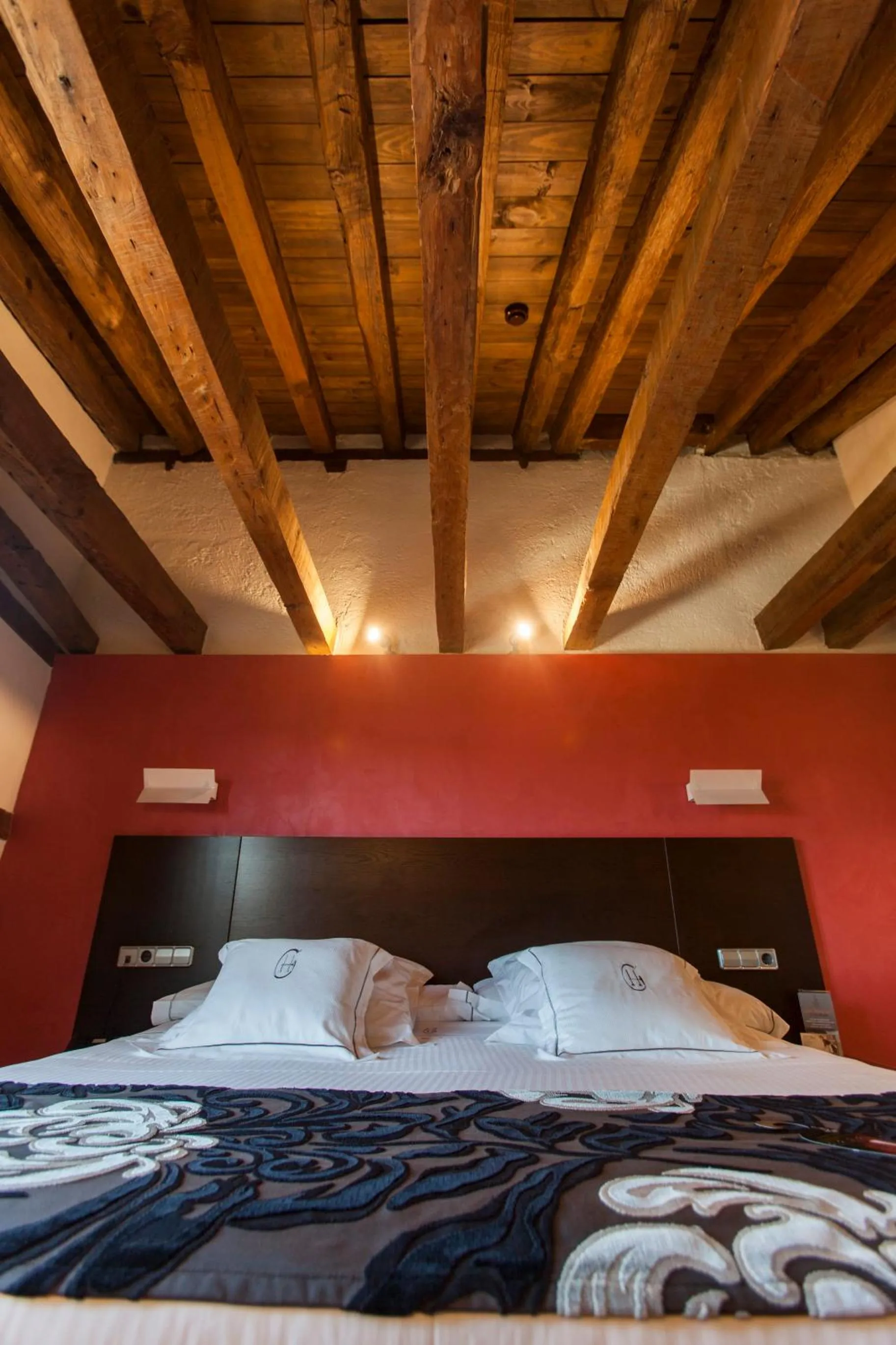 Bed in Pintor El Greco