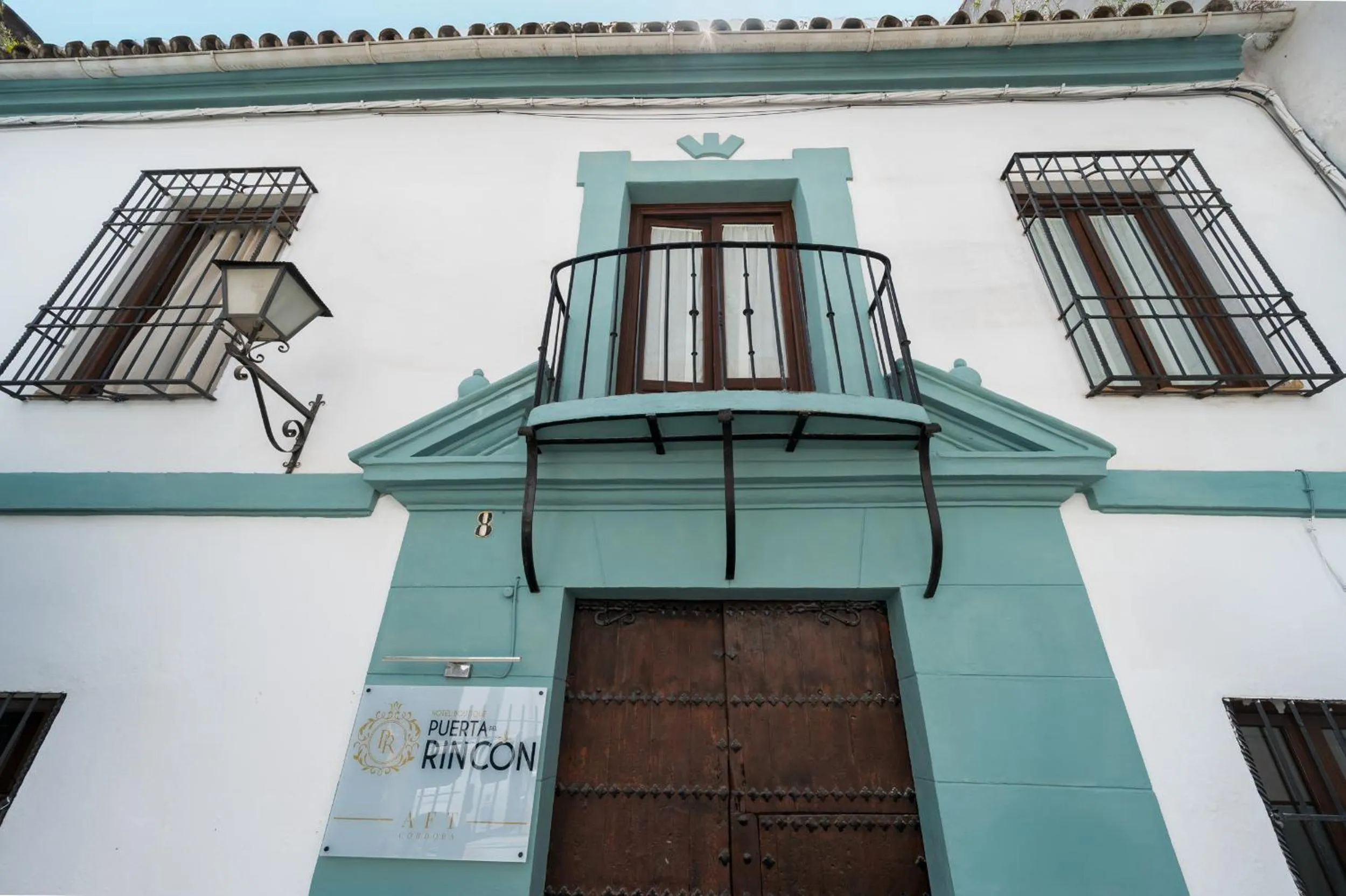 Property building in Hotel Boutique Puerta del Rincón