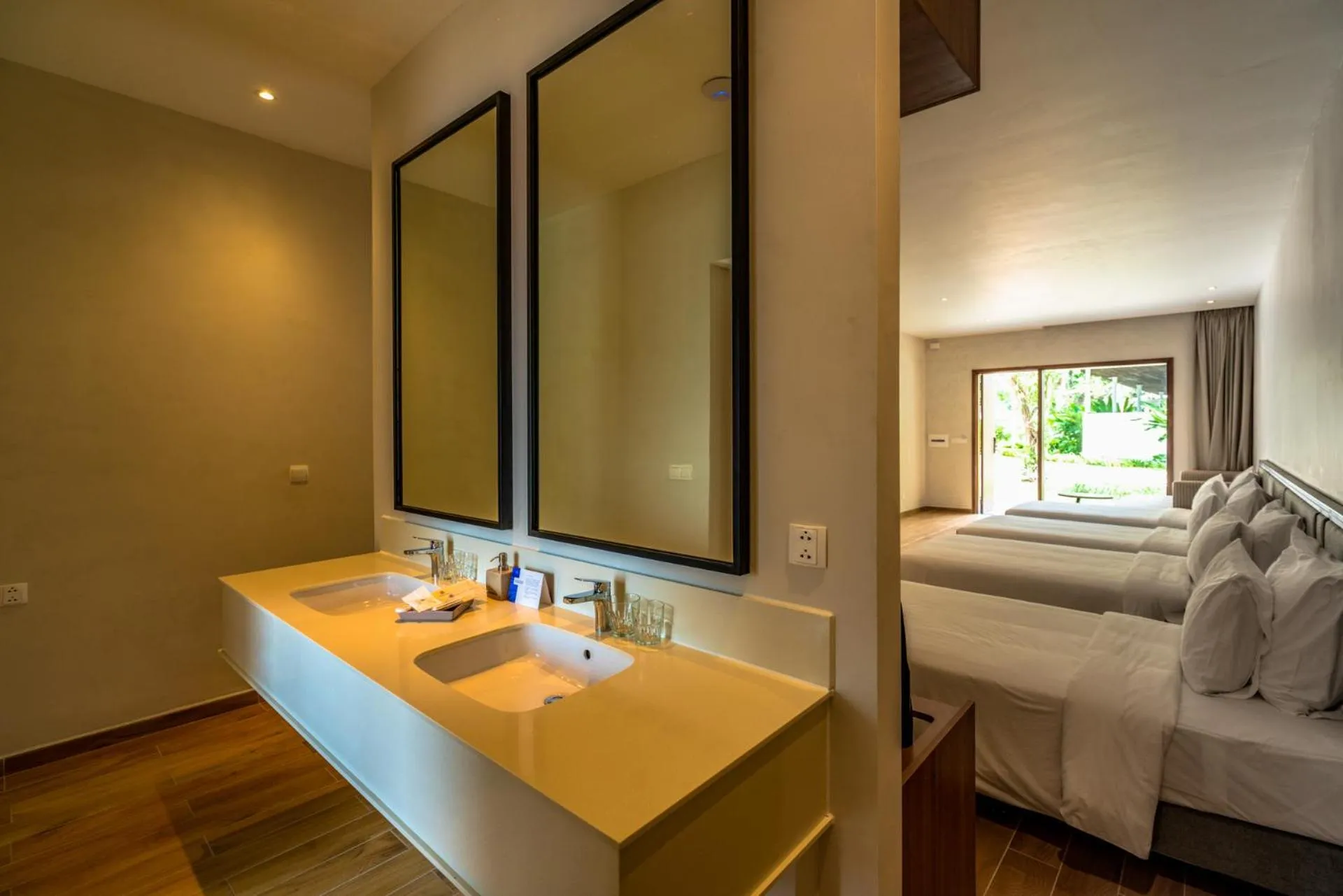 Toilet, Bed in Minera Hot Springs Binh Chau